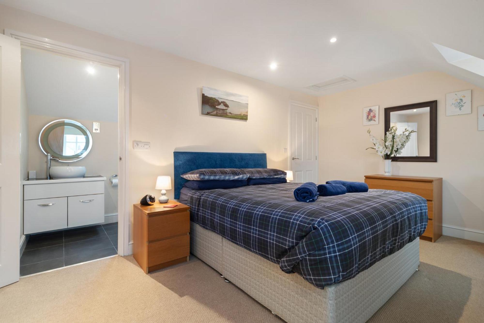 Park Place Court 2 - Close To Holiday home *