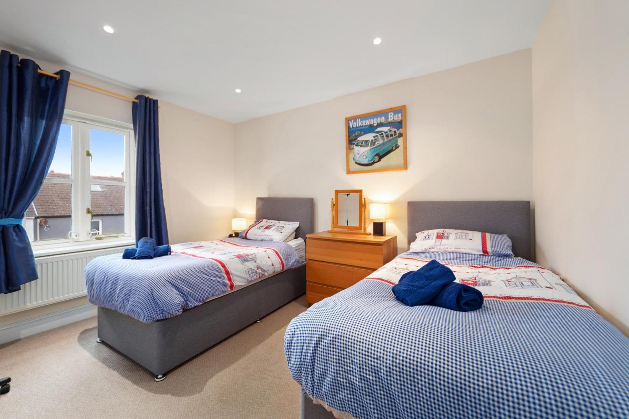 Park Place Court 2 - Close To Tenby