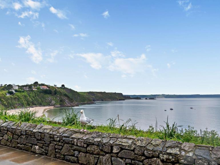 Luxury Above The Stunning Harbour *