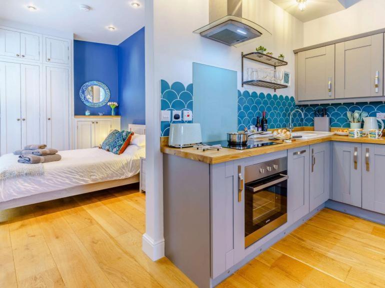 Luxury Above The Stunning Harbour