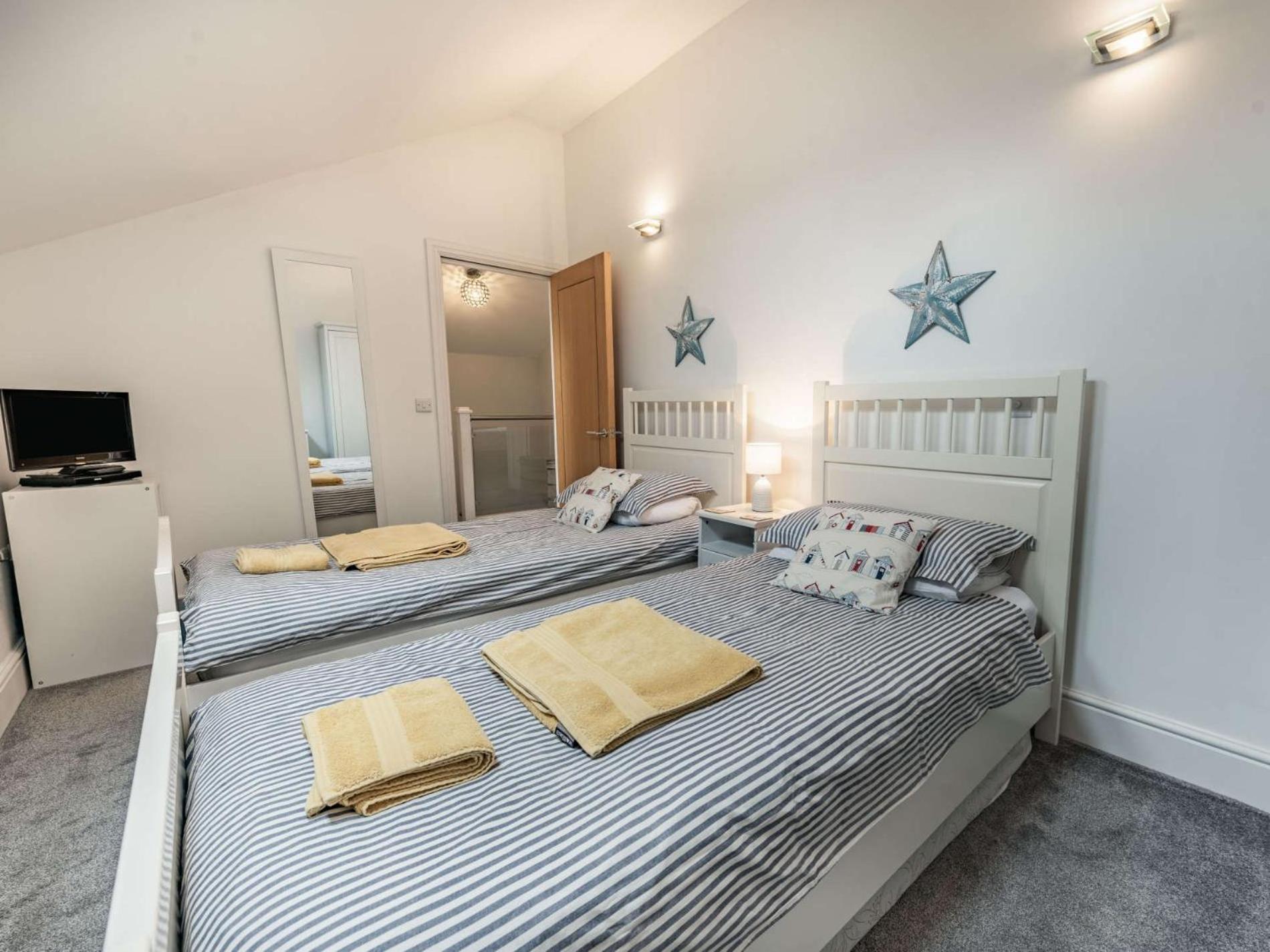 Holiday home 2 Bed In Fb219 Tenby
