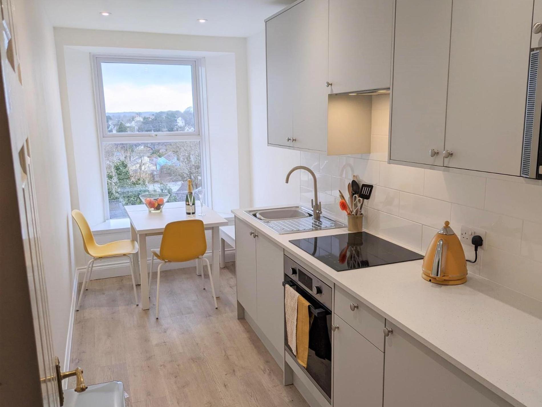 2 Bed In Fb164 Apartment Tenby