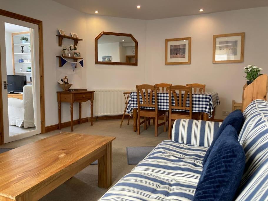 With Parking Holiday home