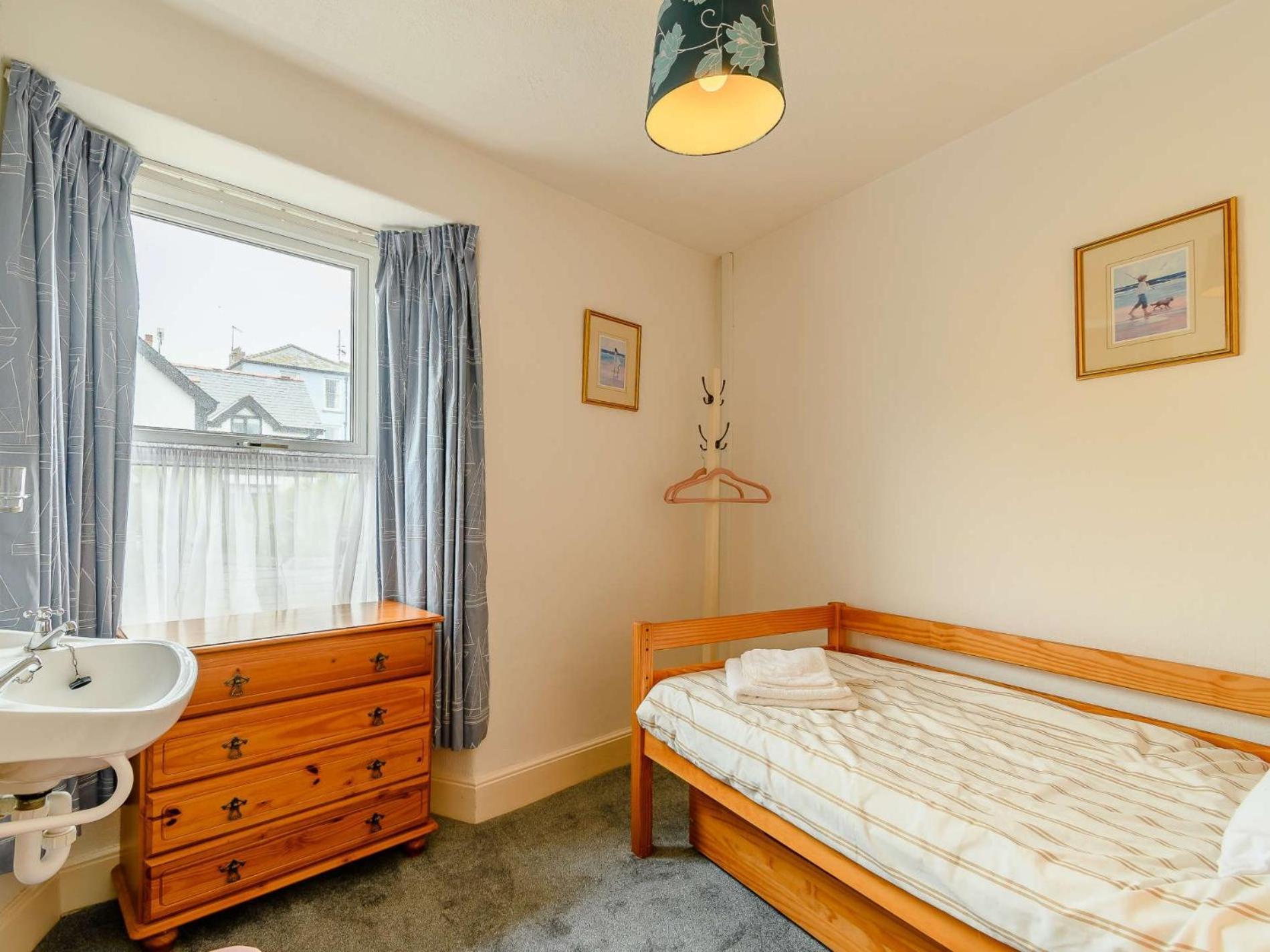 3 Bed In 88728