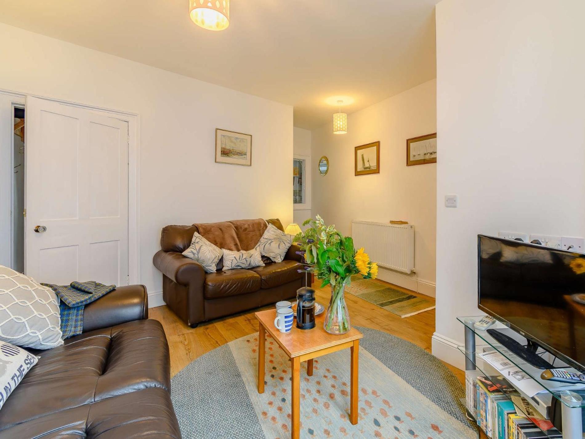 Holiday home 3 Bed In 88728 Tenby