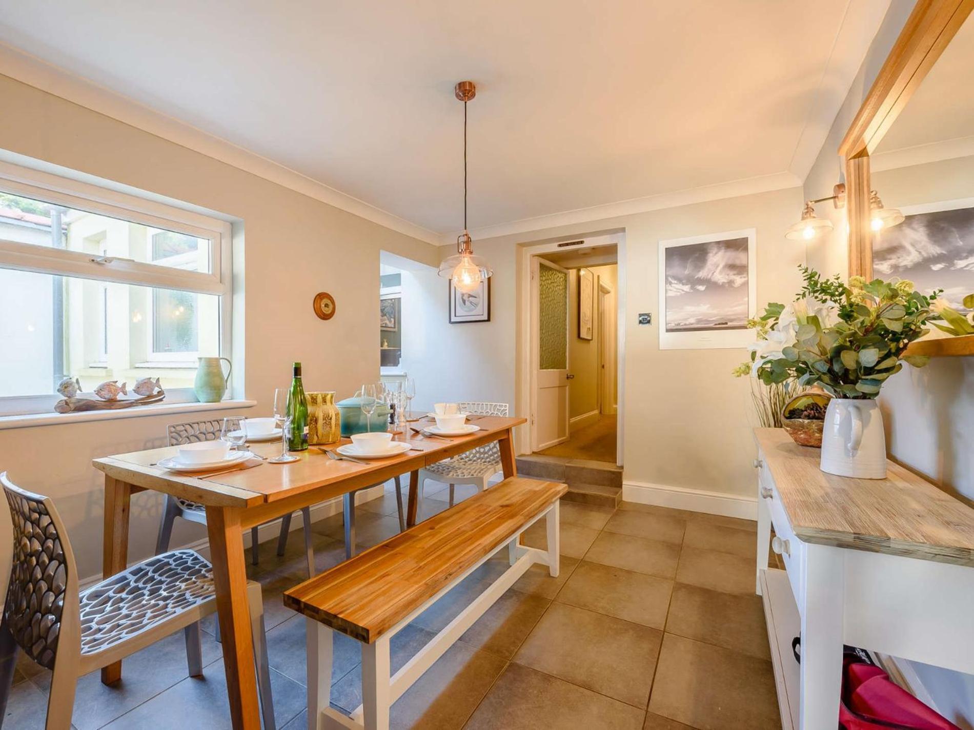 3 Bed In 90220 Holiday home *