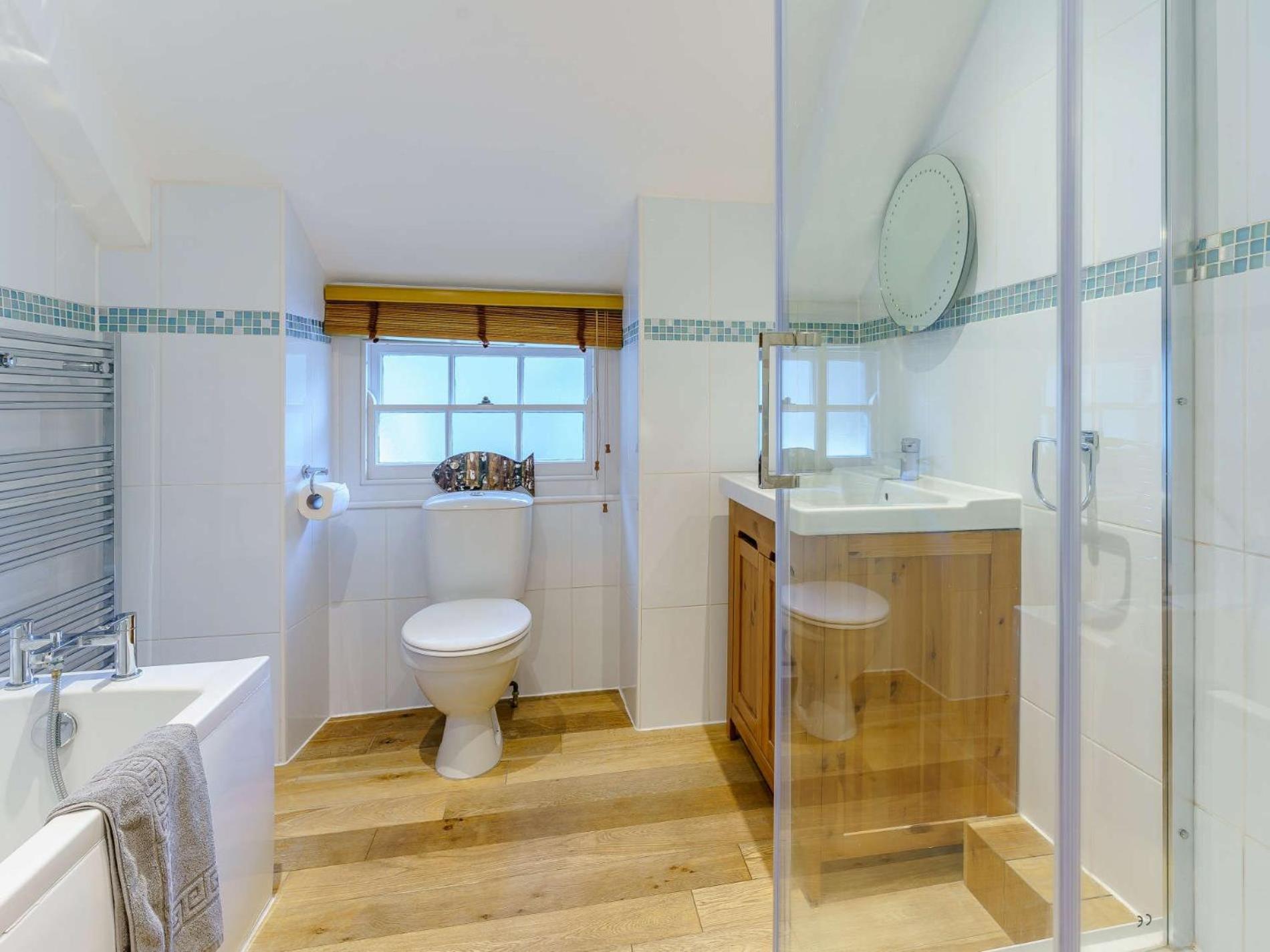 4 Bed In Fb042 Holiday home Tenby