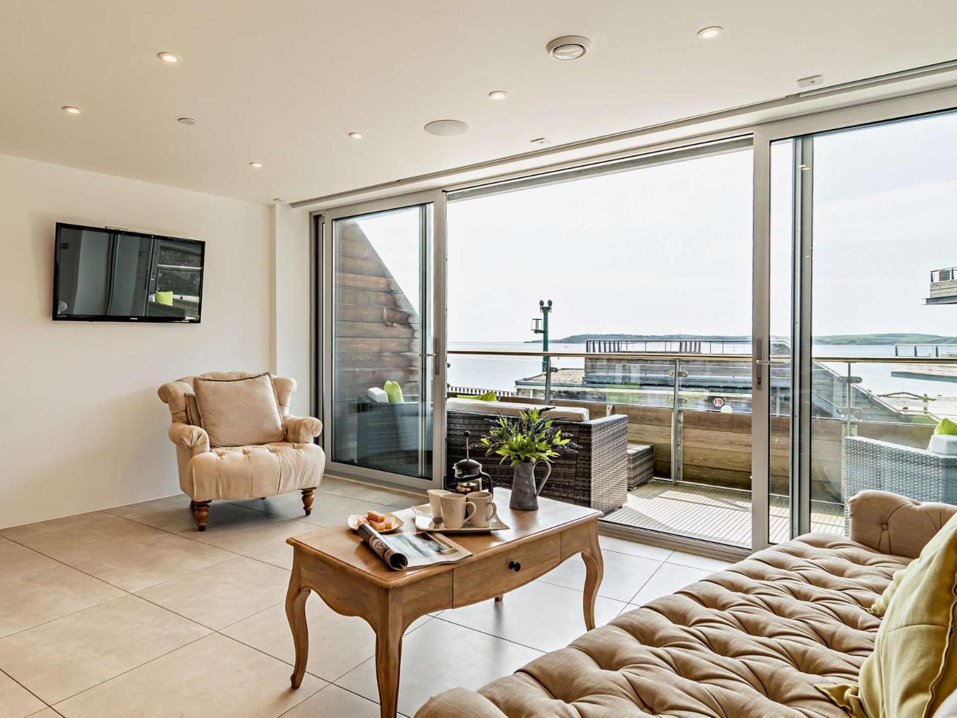 2 Bed In Fb292 * Tenby