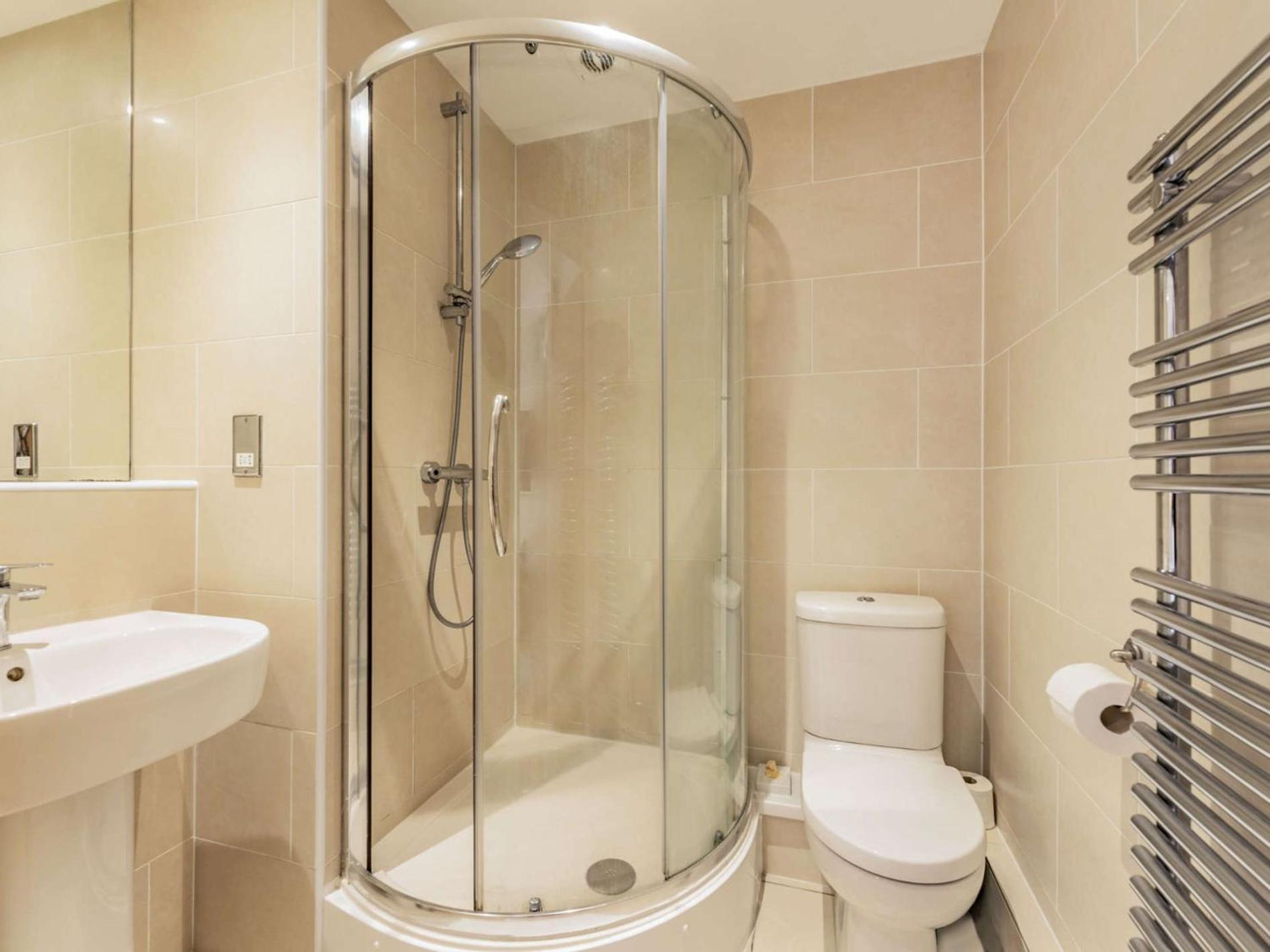 3 Bed In Fb055 Tenby