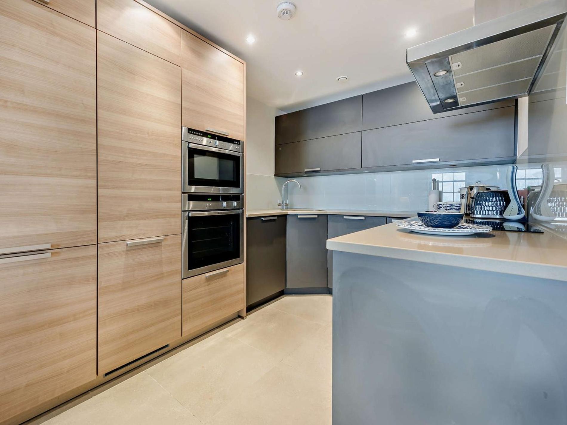 Apartment 2 Bed In Fb061 Tenby