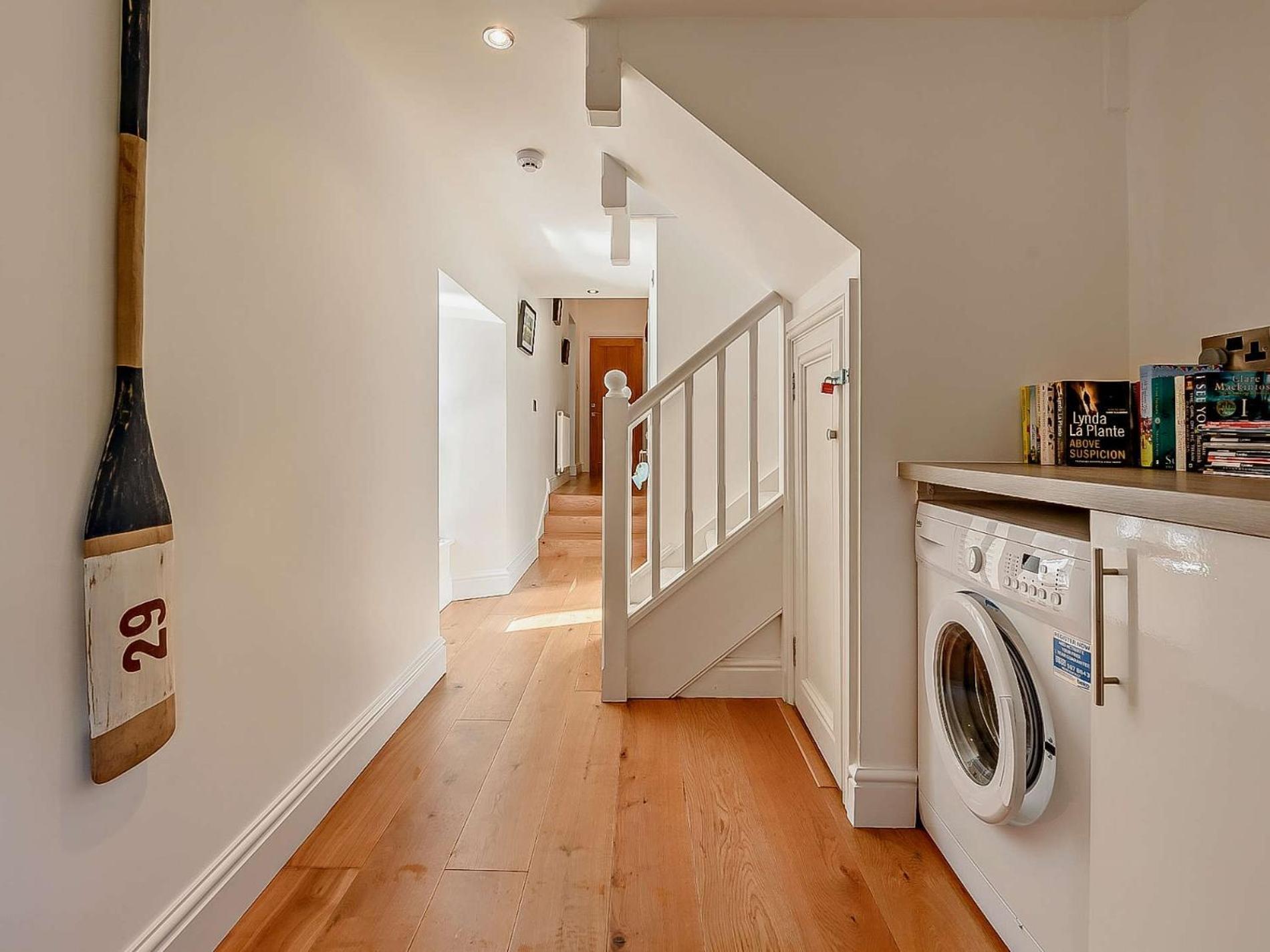 2 Bed In 91092 *