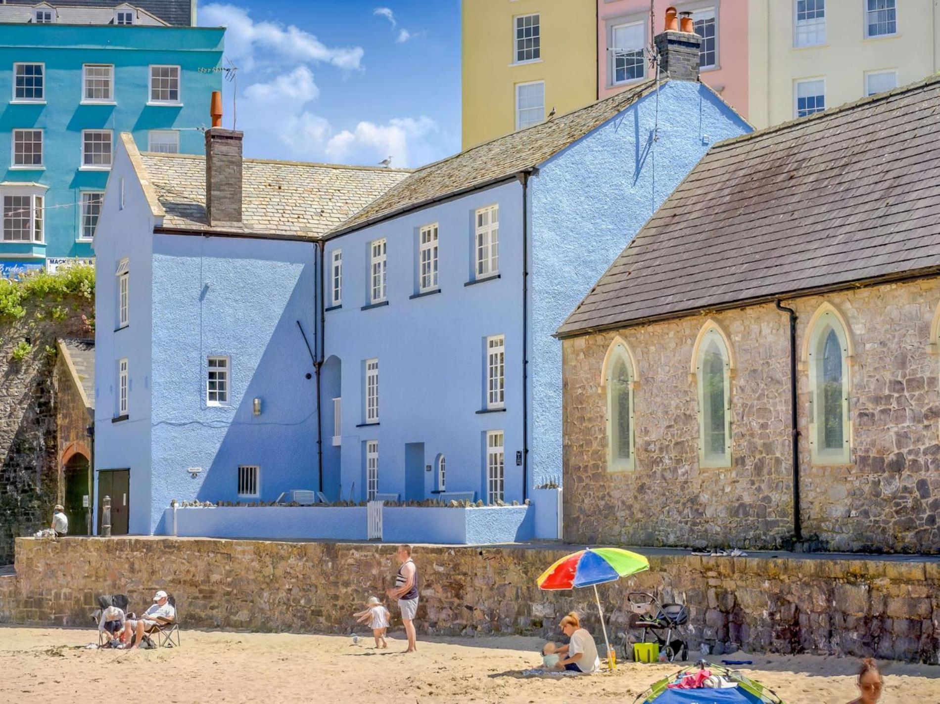 2 Bed In 88608 Tenby