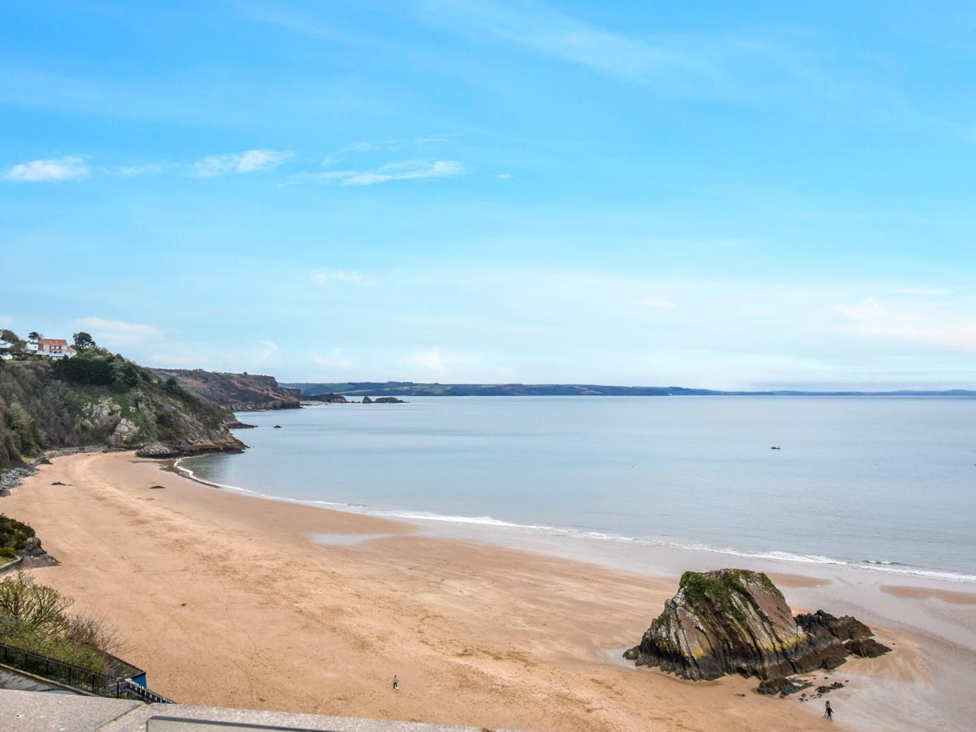3 Bed In Fb273 Tenby