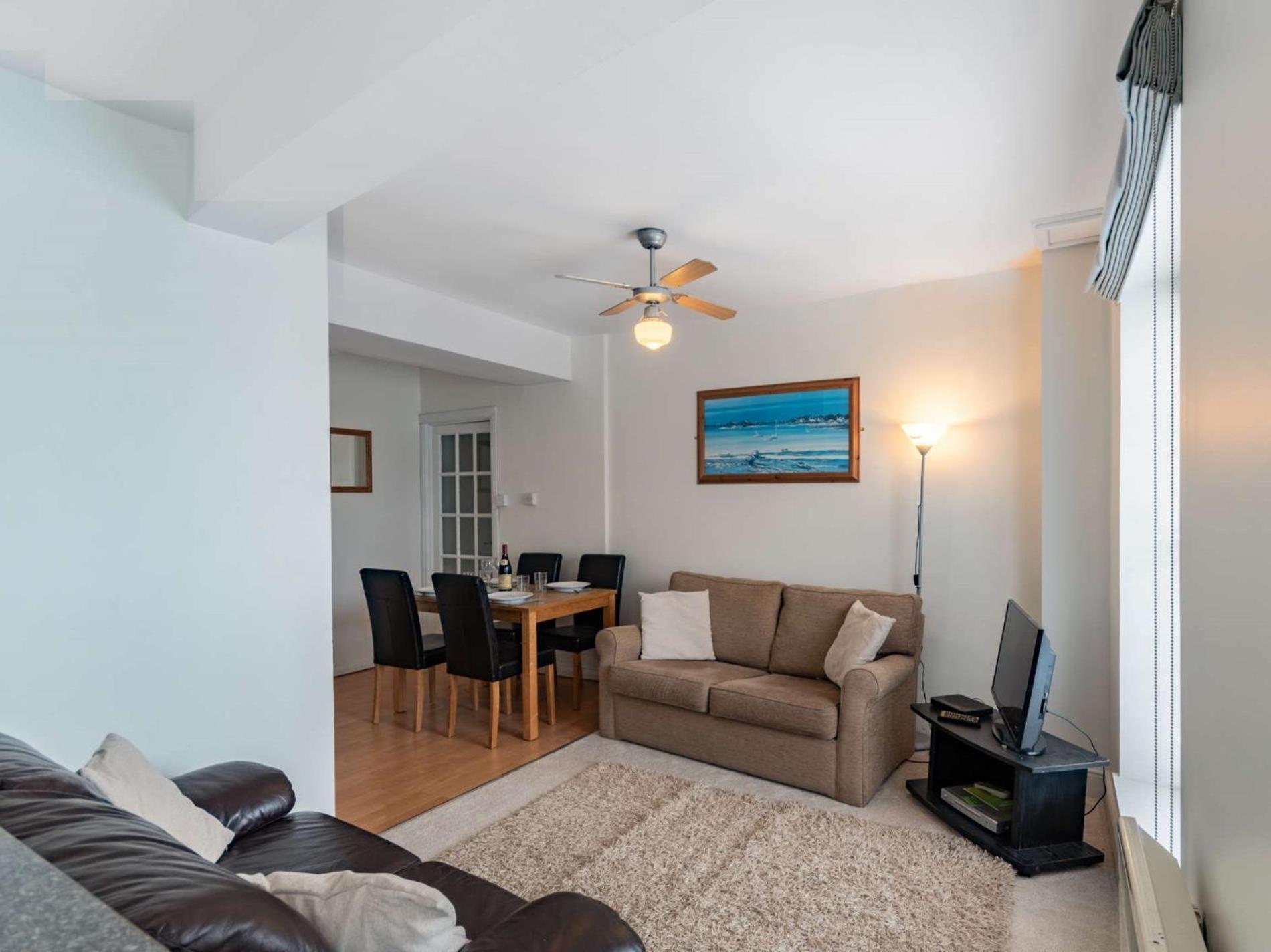 2 Bed In 83211