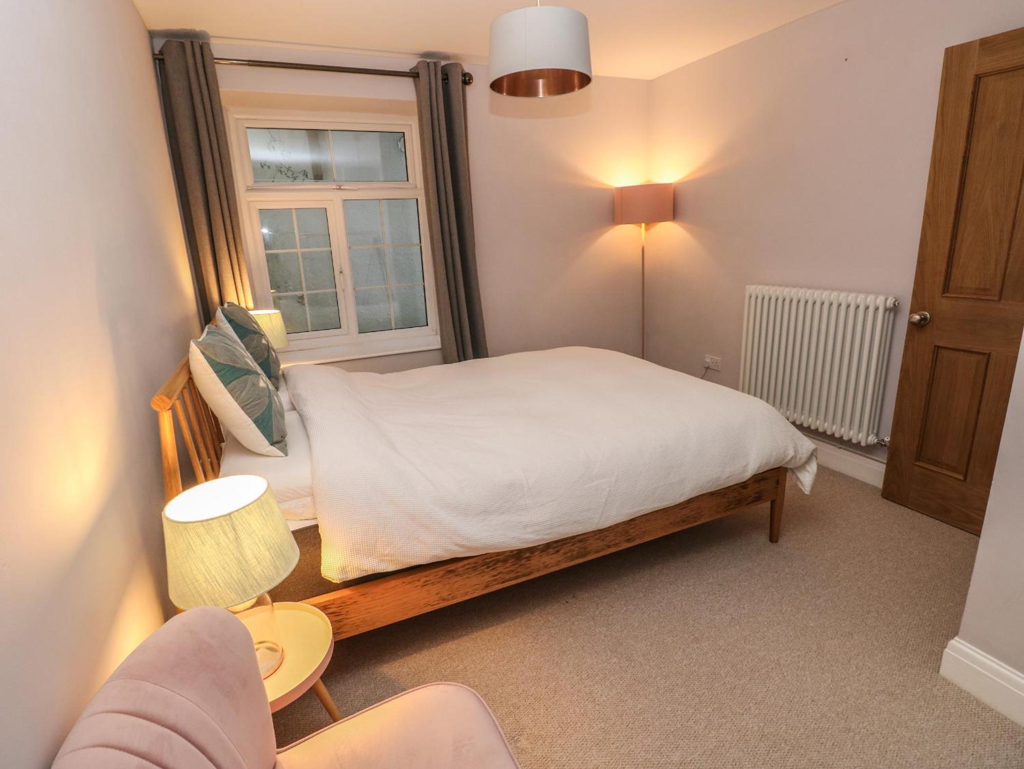 Flat 1, Belmont
