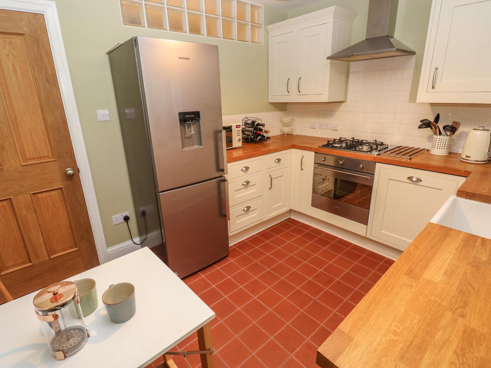 Flat 1, Belmont Tenby