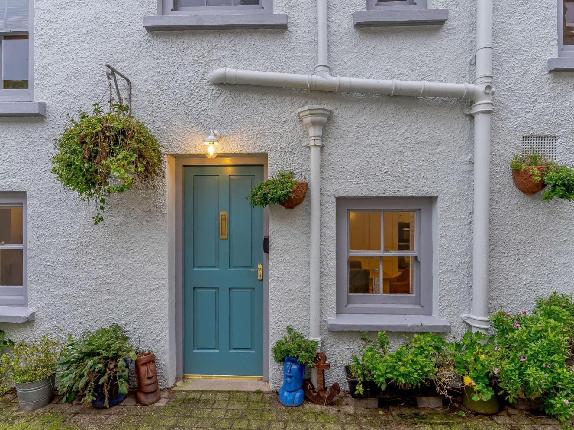 4 Bed In Fb042 * Tenby