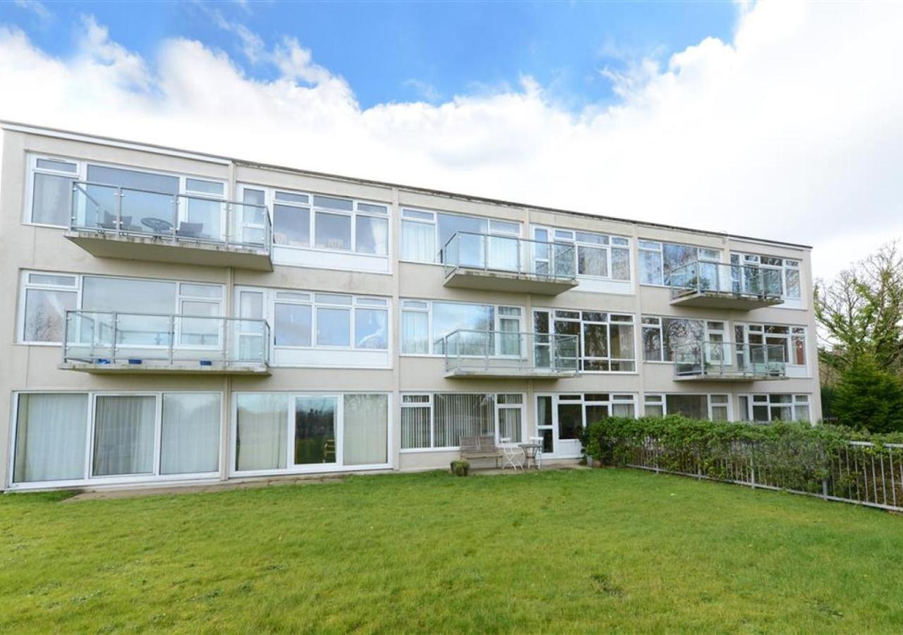 Sandy Reach Apartment