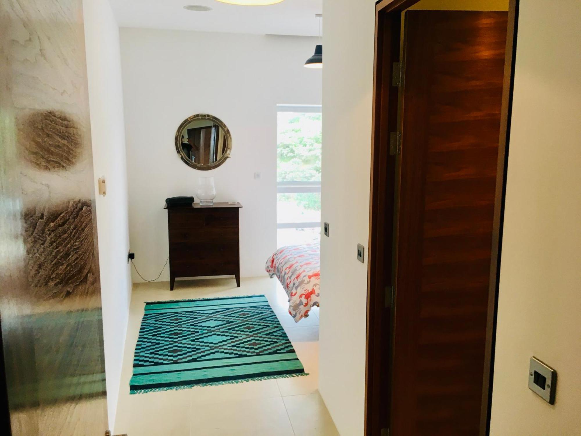 Apartment Eight Water's Edge *