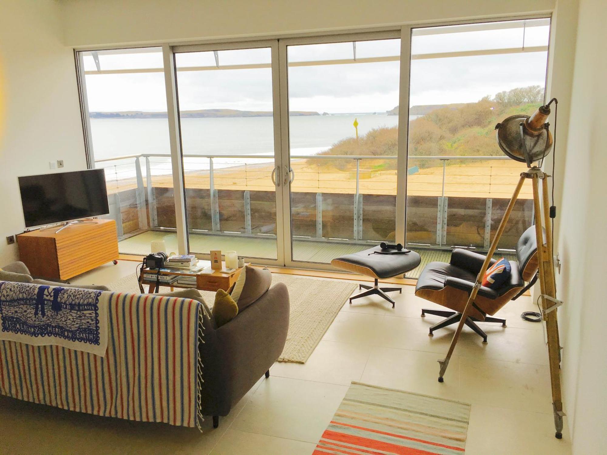 Eight Water's Edge Apartment Tenby