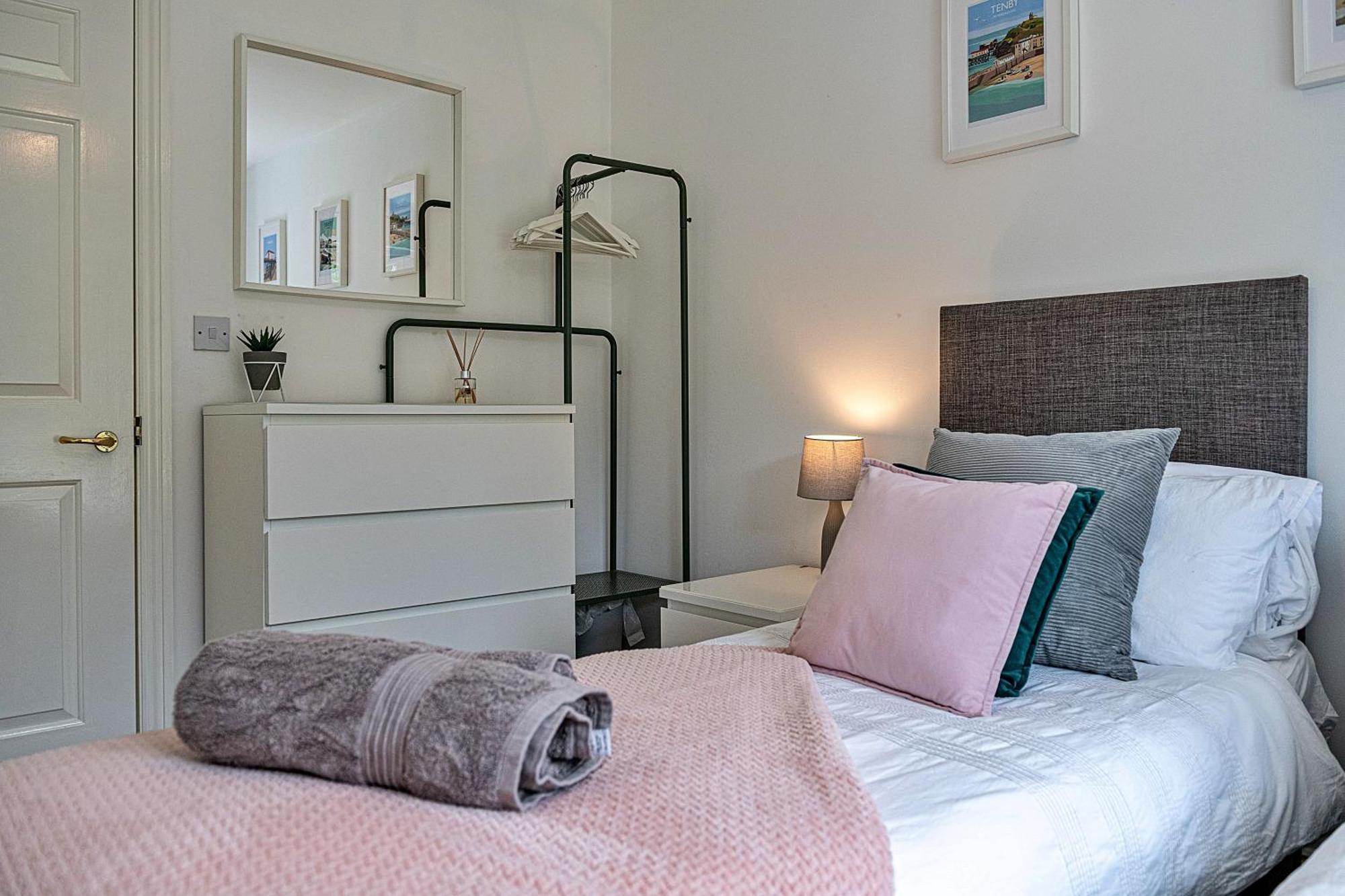 Finest Retreats - Y Lle Hapus Apartment Tenby