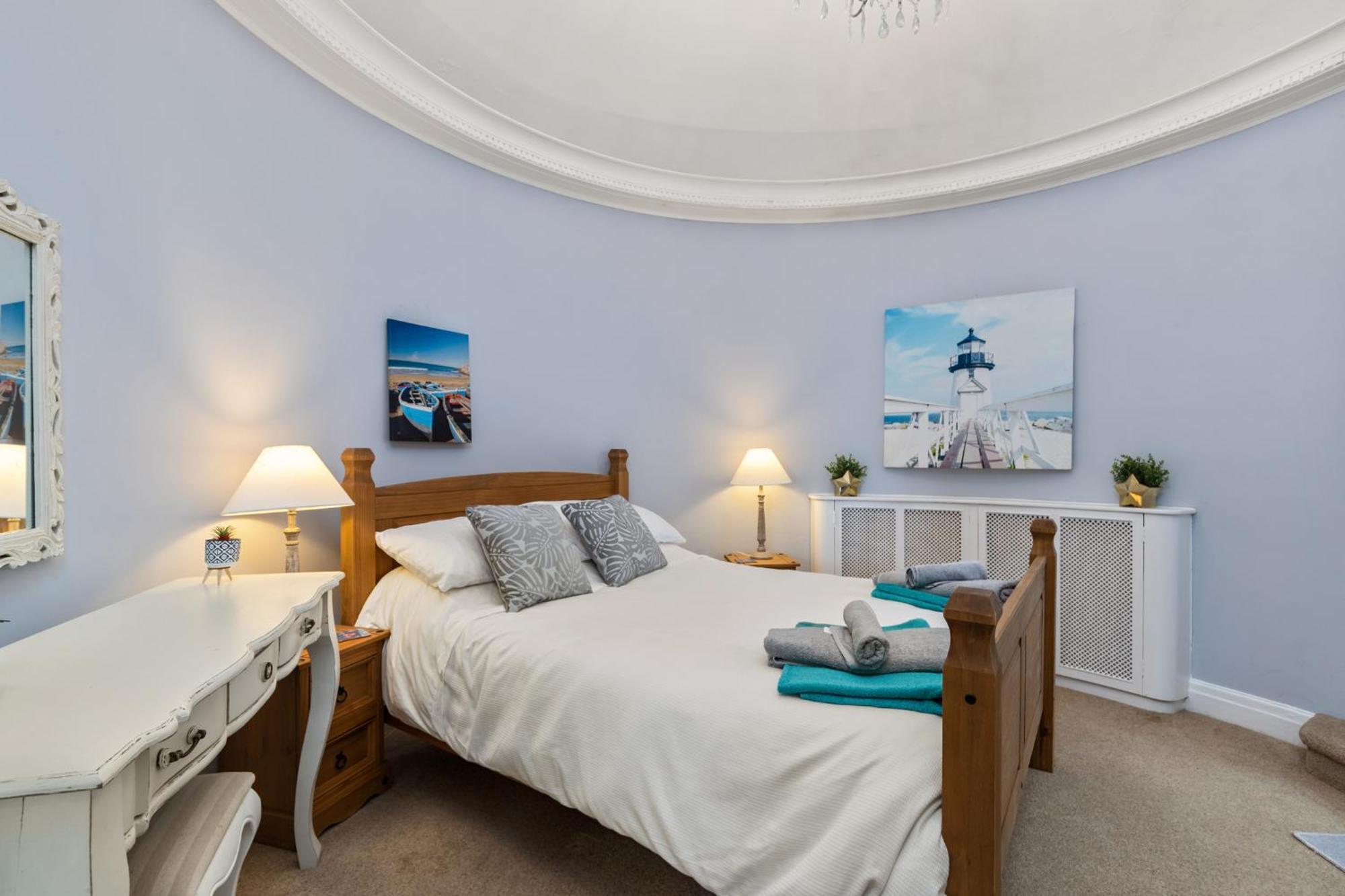 Laston Garden - Sea Views Large Terrace * Tenby