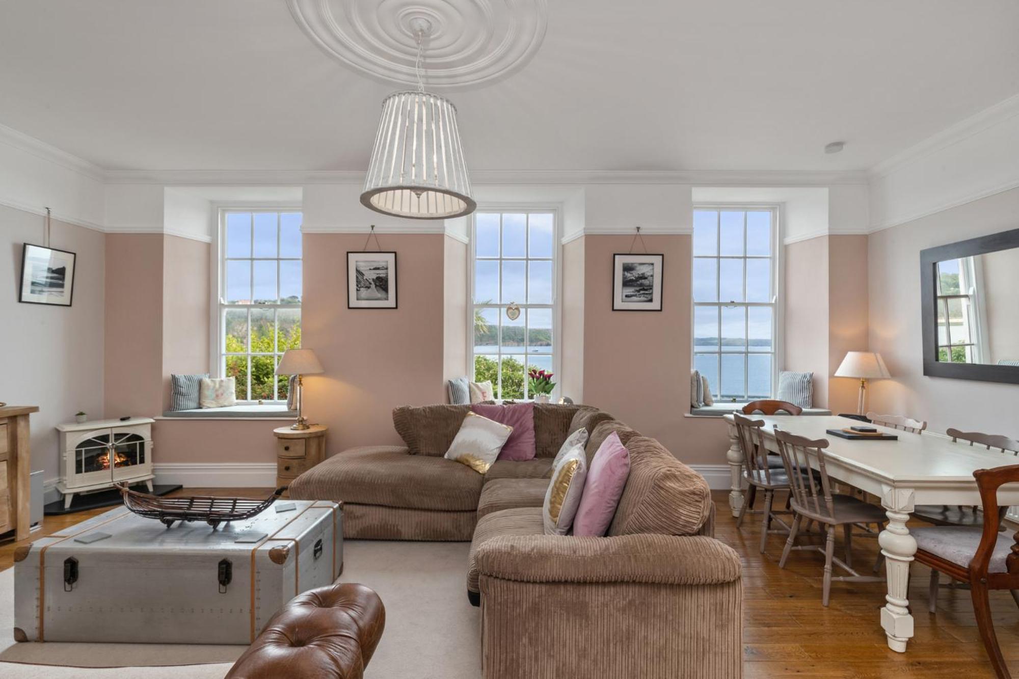 Laston Garden - Sea Views Large Terrace Apartment