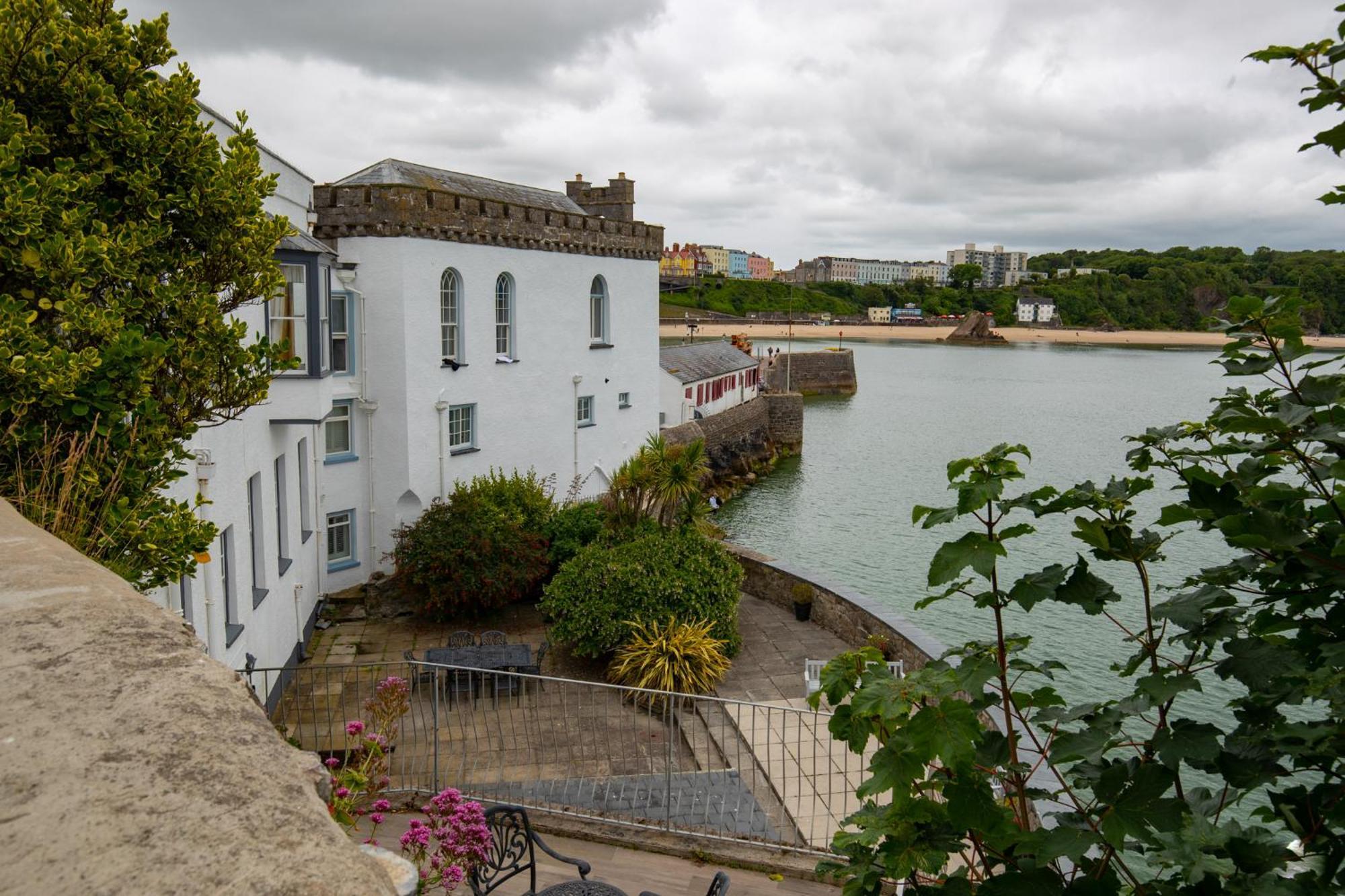 Laston Garden - Sea Views Large Terrace Tenby