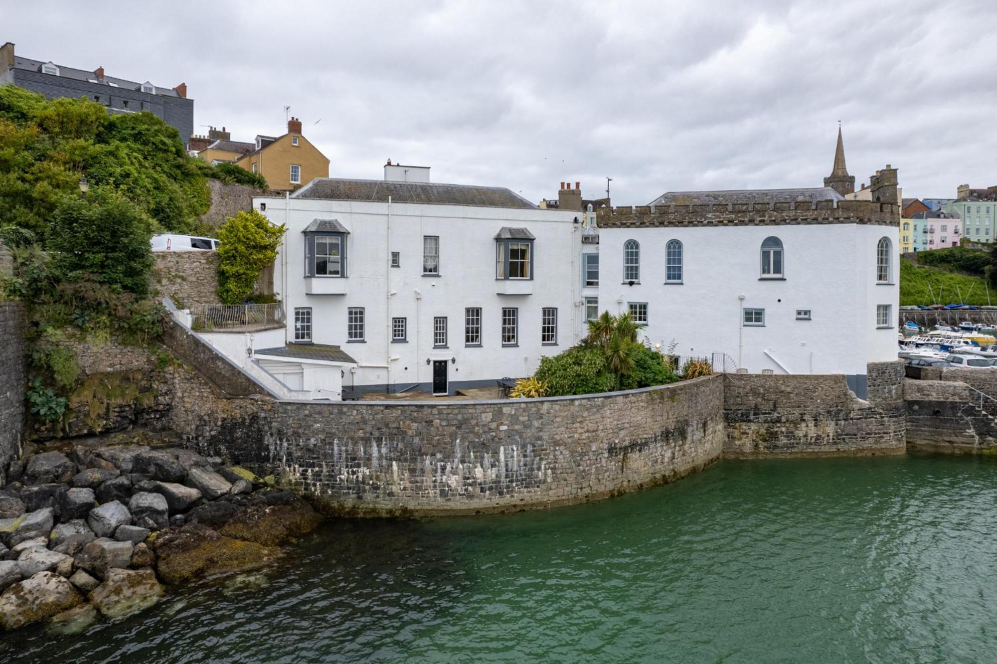 Apartment Laston Garden - Sea Views Large Terrace Tenby