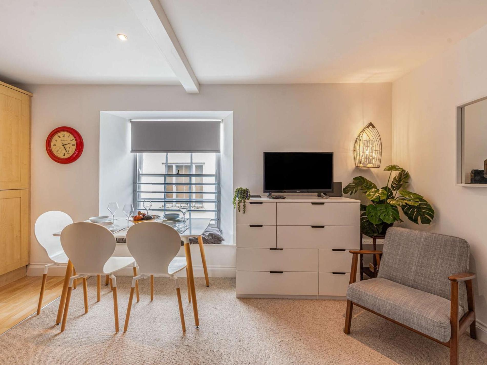 1 Bed In Fb056 *