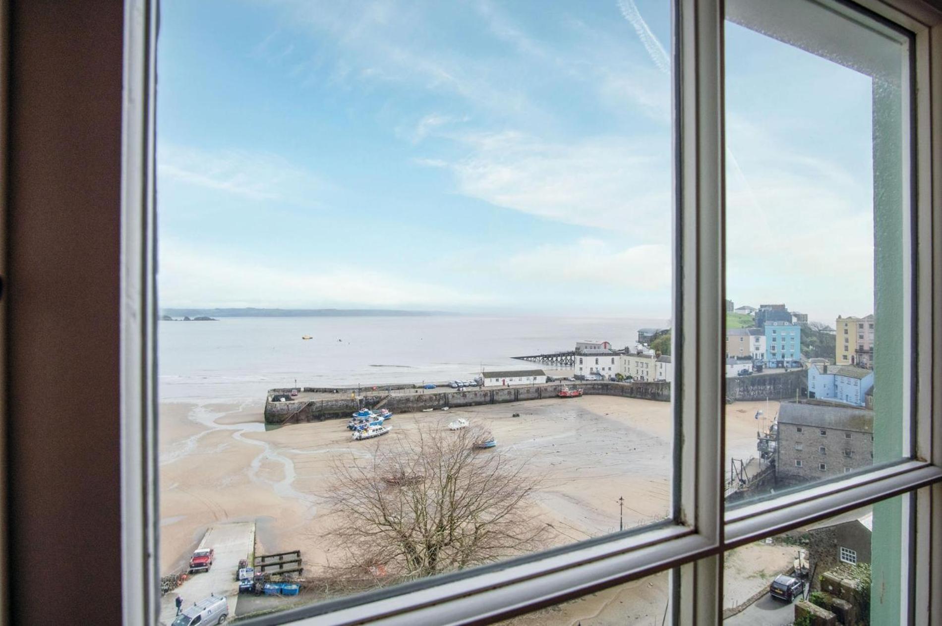 Belle Vue Court - 2 Bedroom -