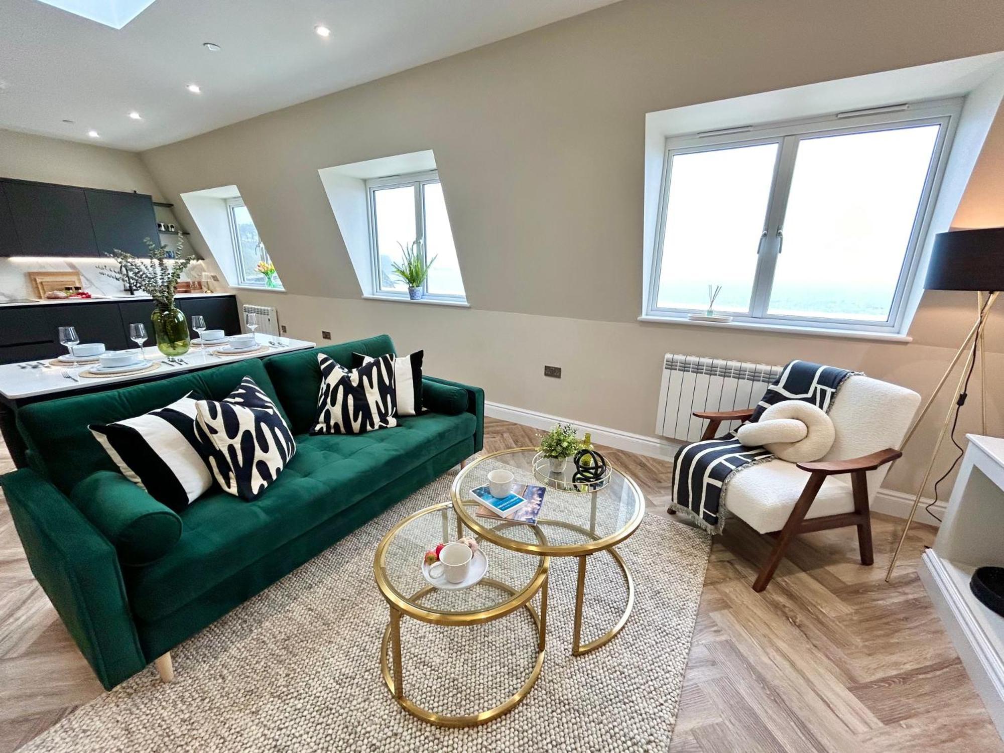 Apartment Number 11 Croft House Tenby