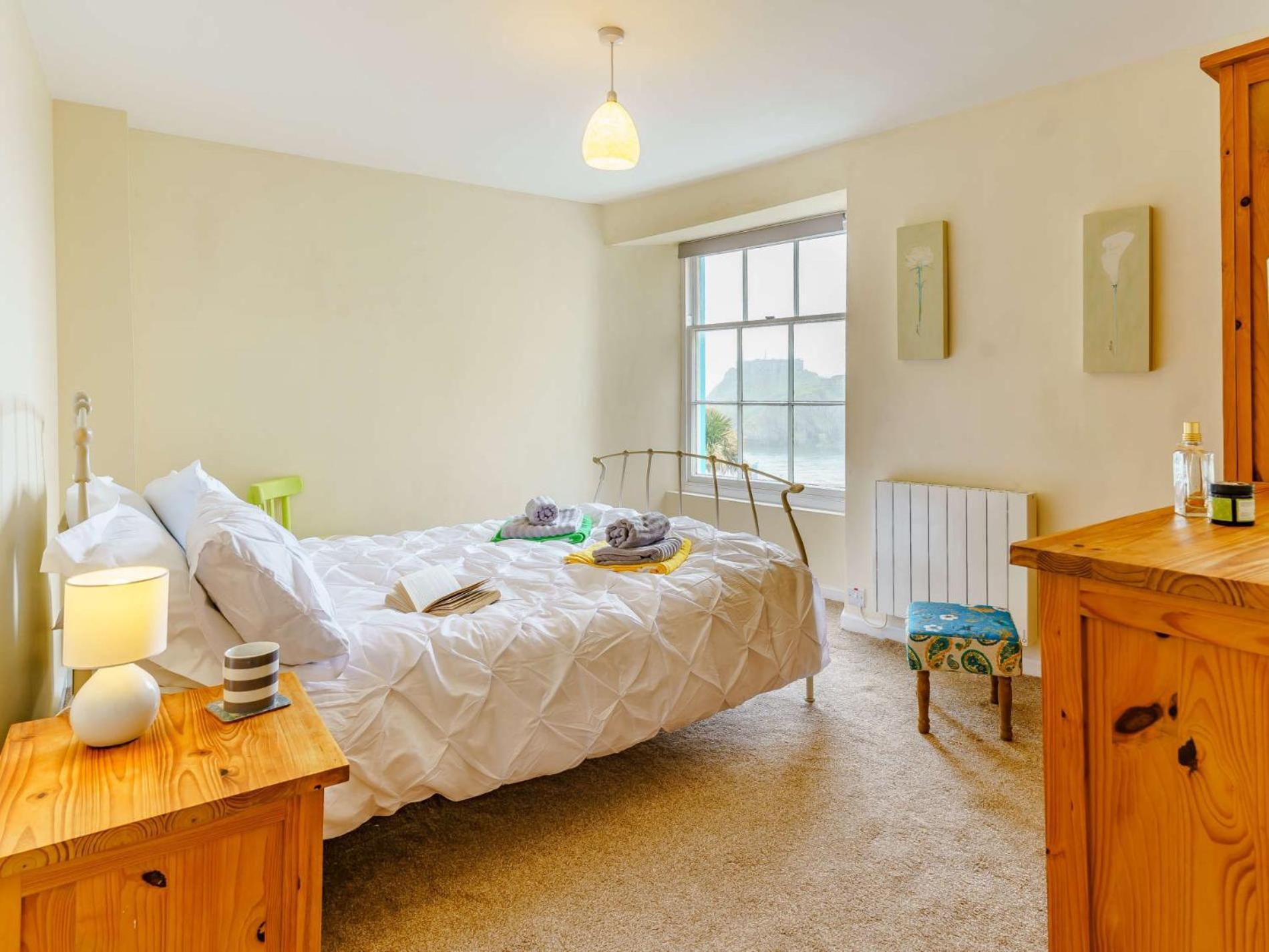 1 Bed In 83320 Apartment *