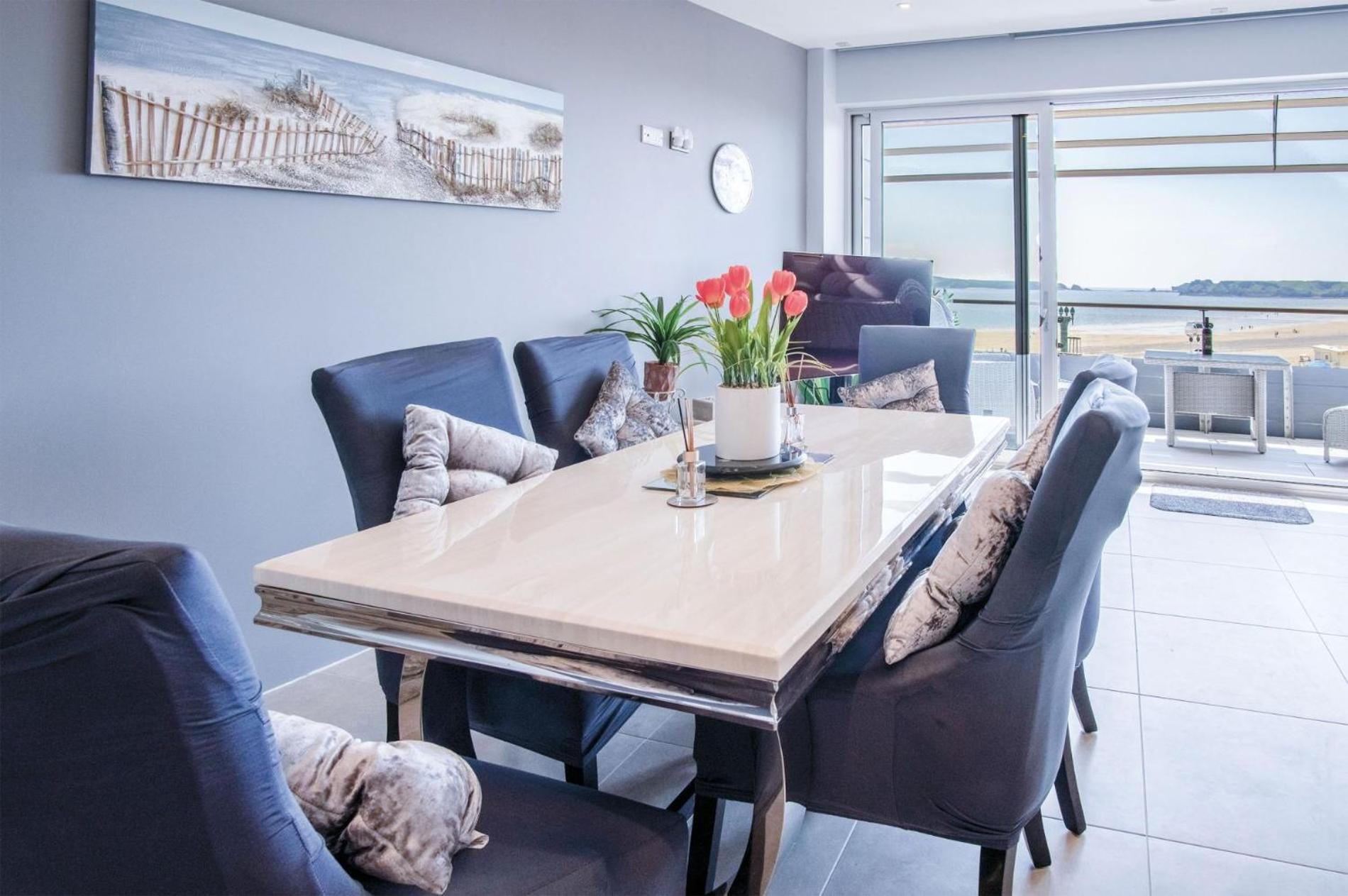 Waters Edge - 2 Bedroom - * Tenby