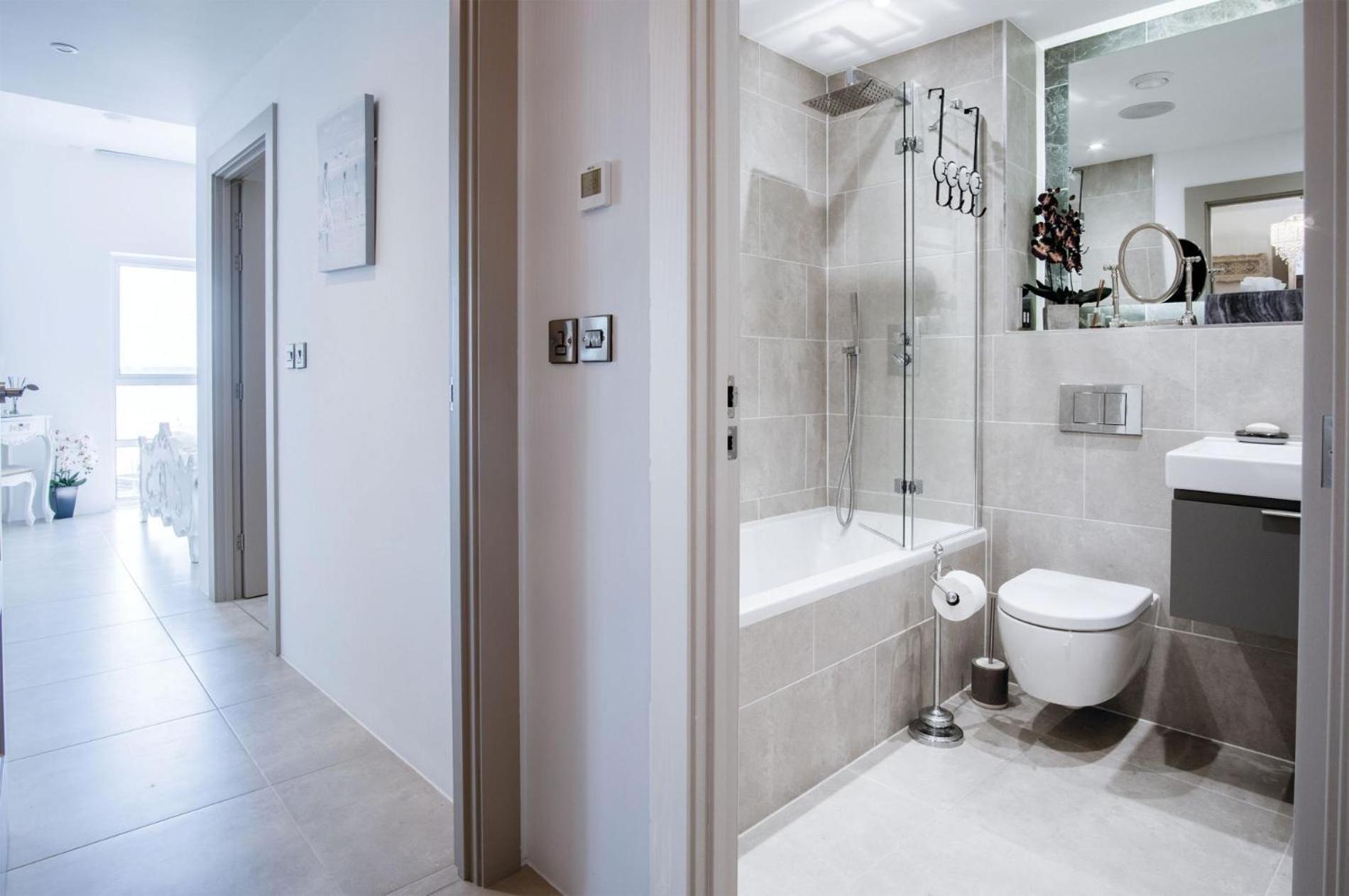 Waters Edge - 2 Bedroom - * Tenby