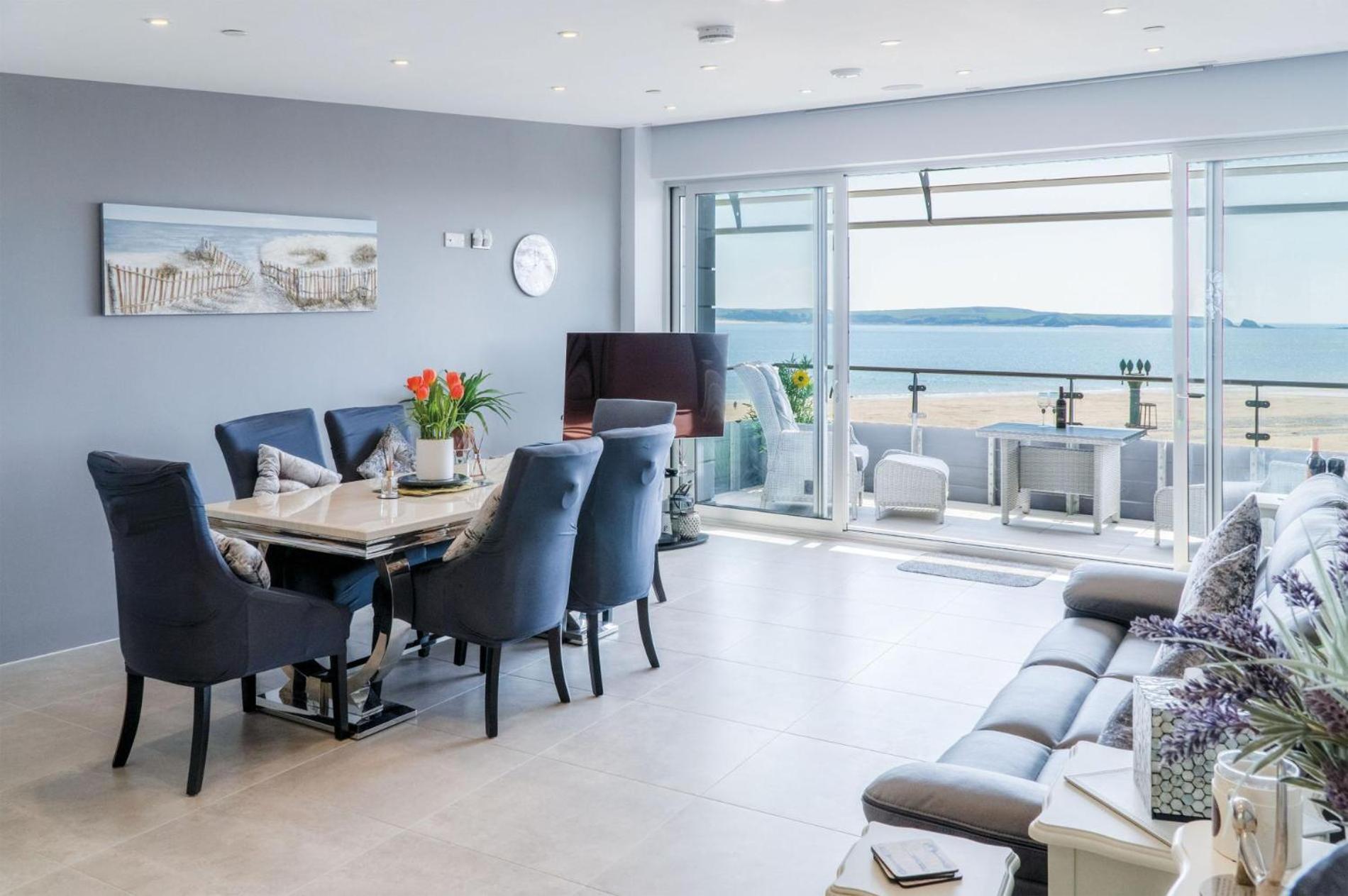 Waters Edge - 2 Bedroom - * Tenby