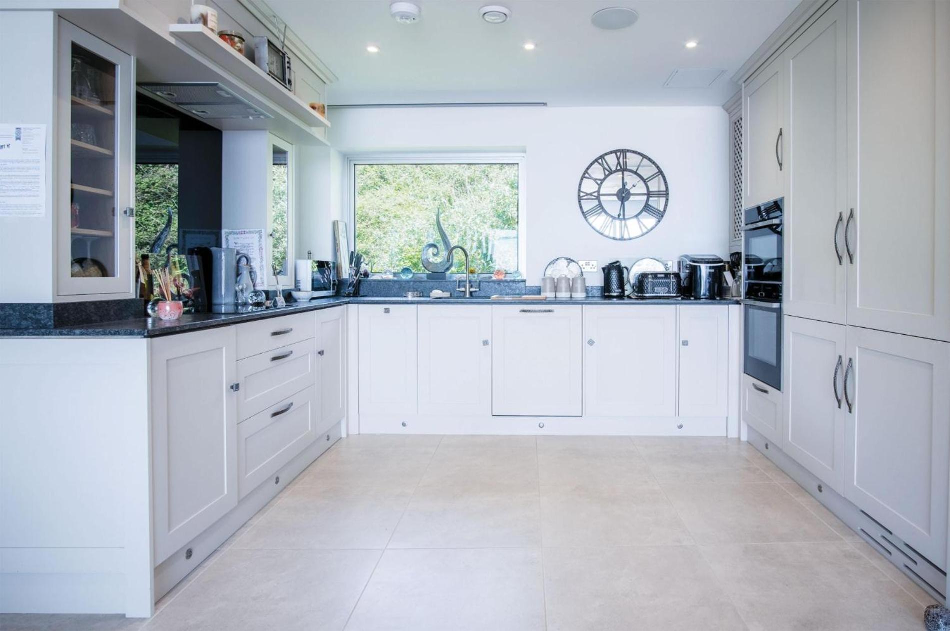 Waters Edge - 2 Bedroom - Tenby