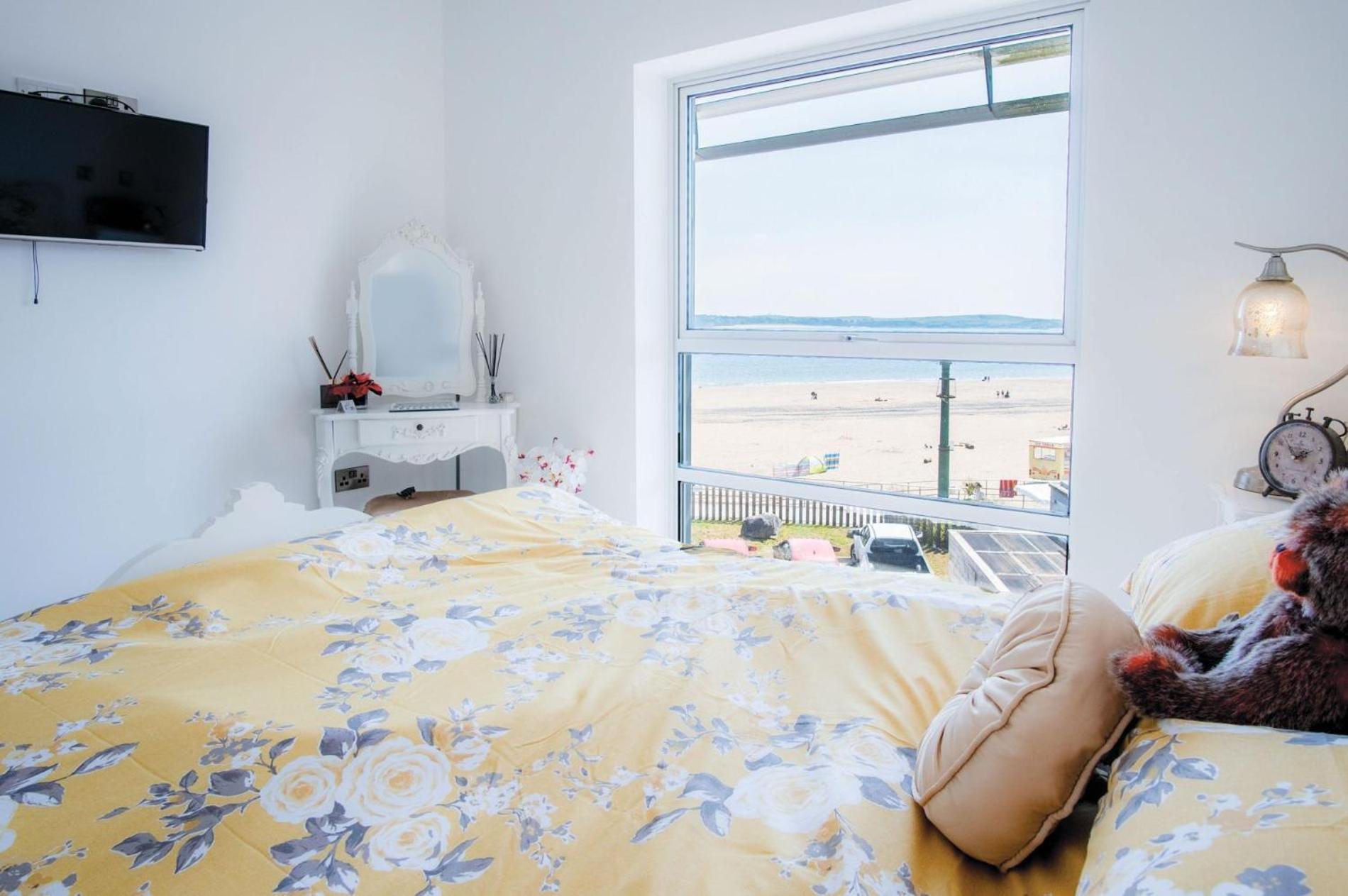 Waters Edge - 2 Bedroom - Tenby