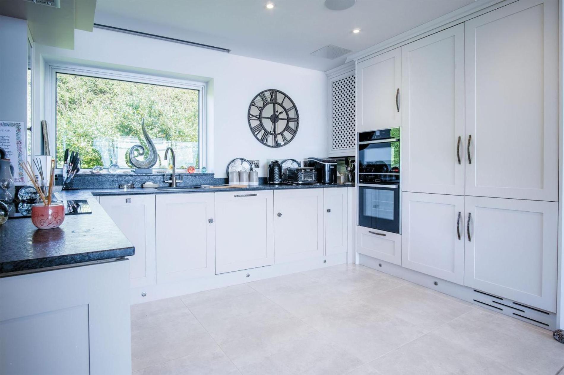 Waters Edge - 2 Bedroom - Tenby