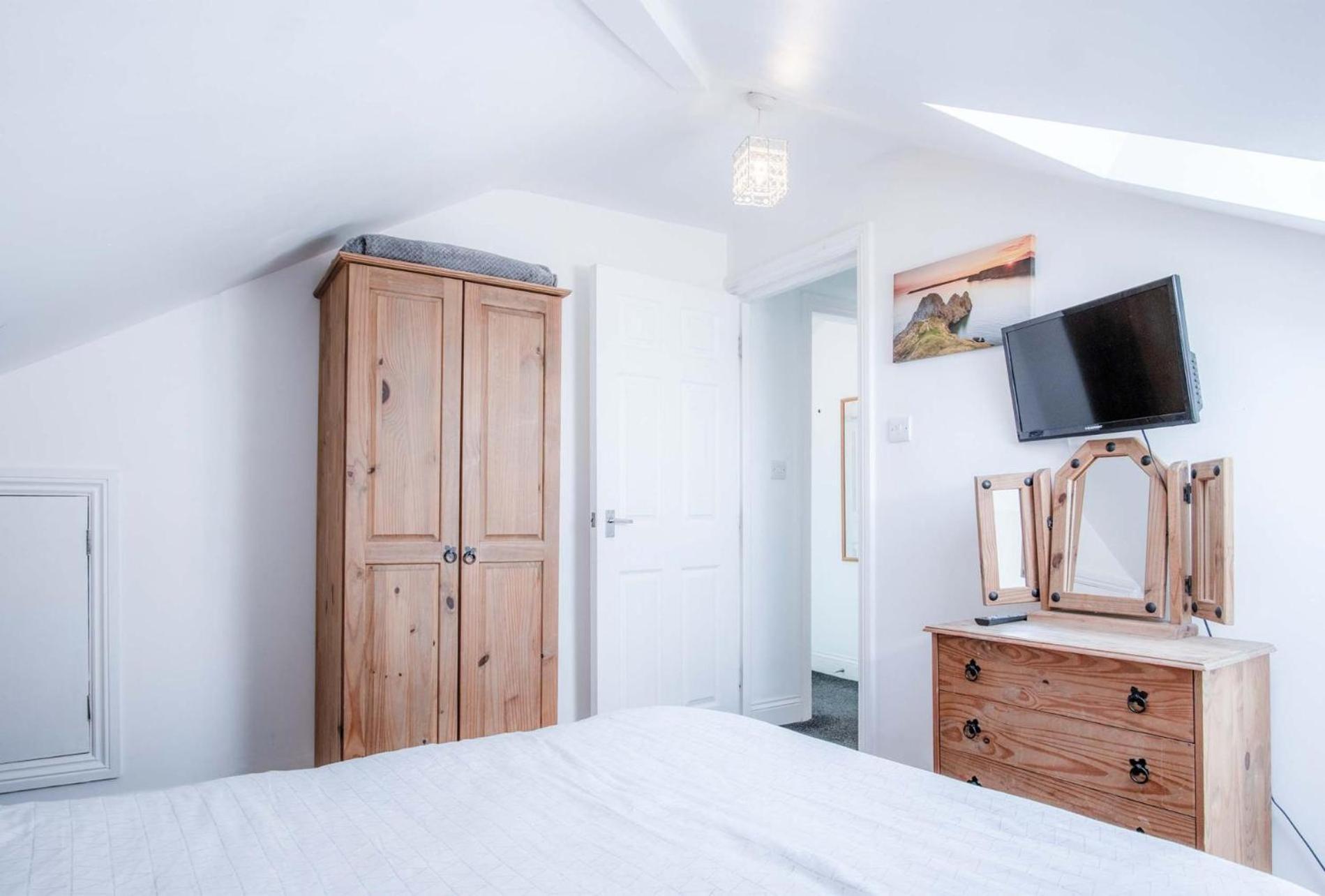 Rooftops - 1 Bedroom - Apartment *
