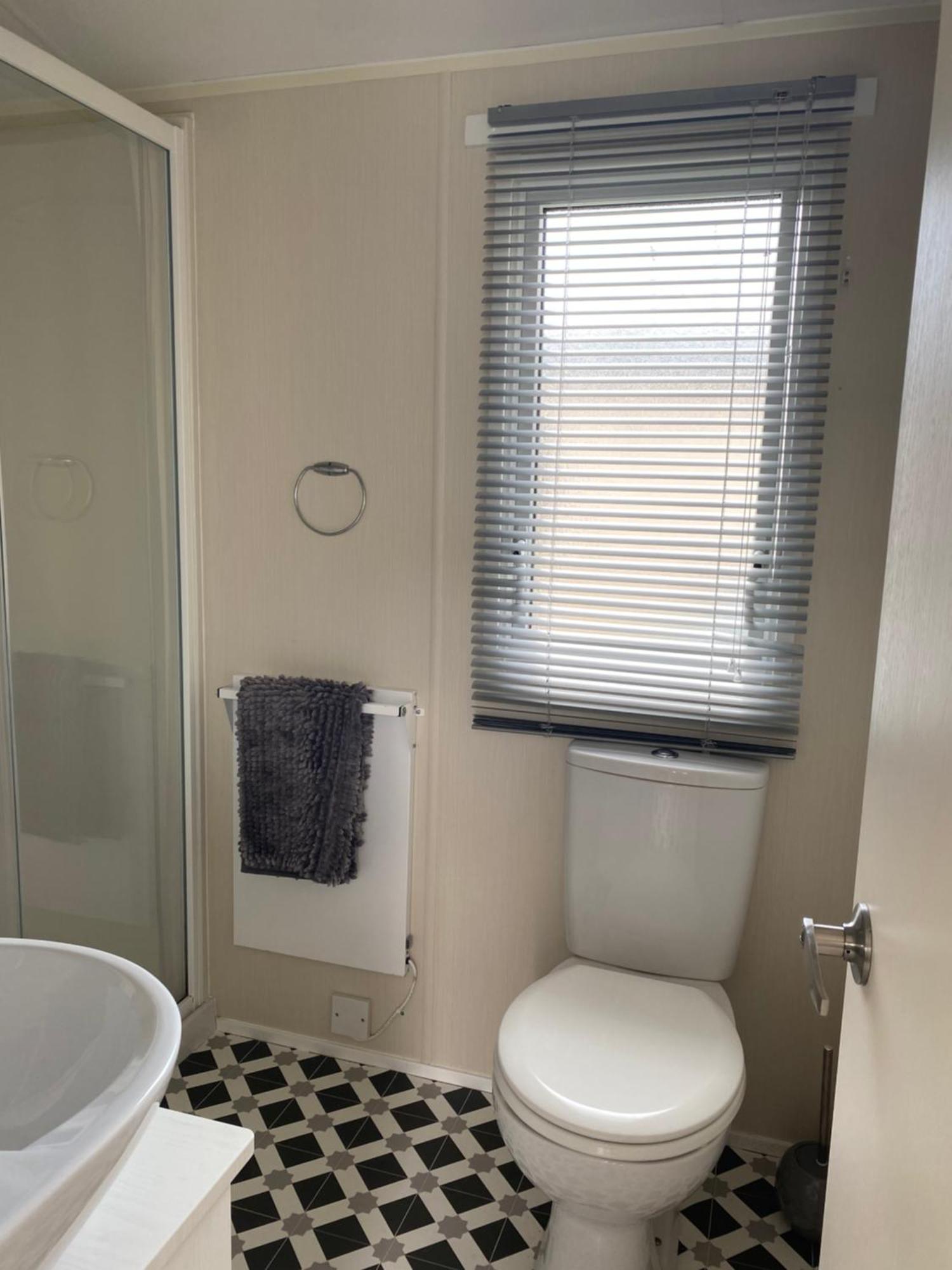 Static Caravan At Lydstep * Tenby