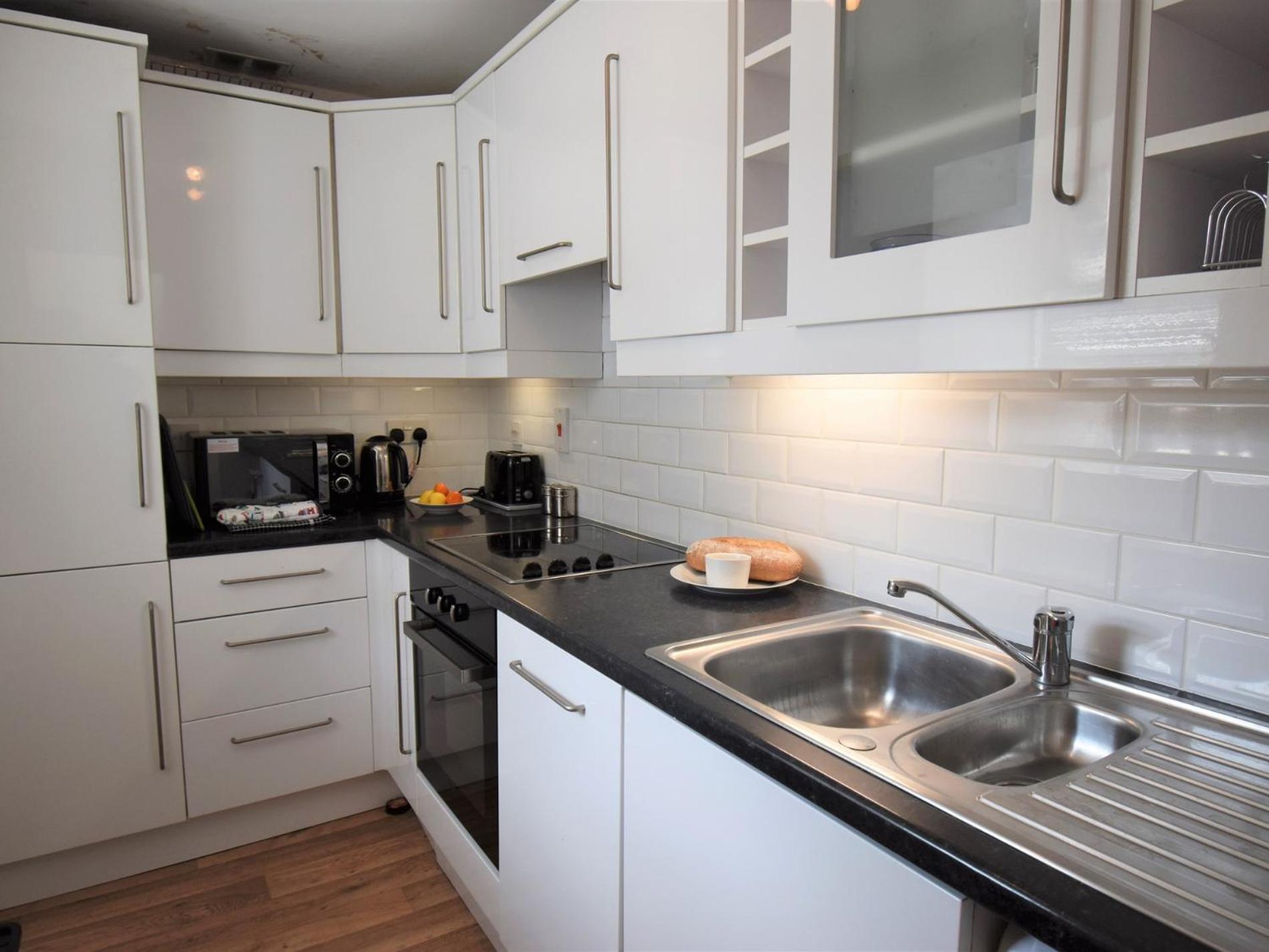 1 Bed In Fb057