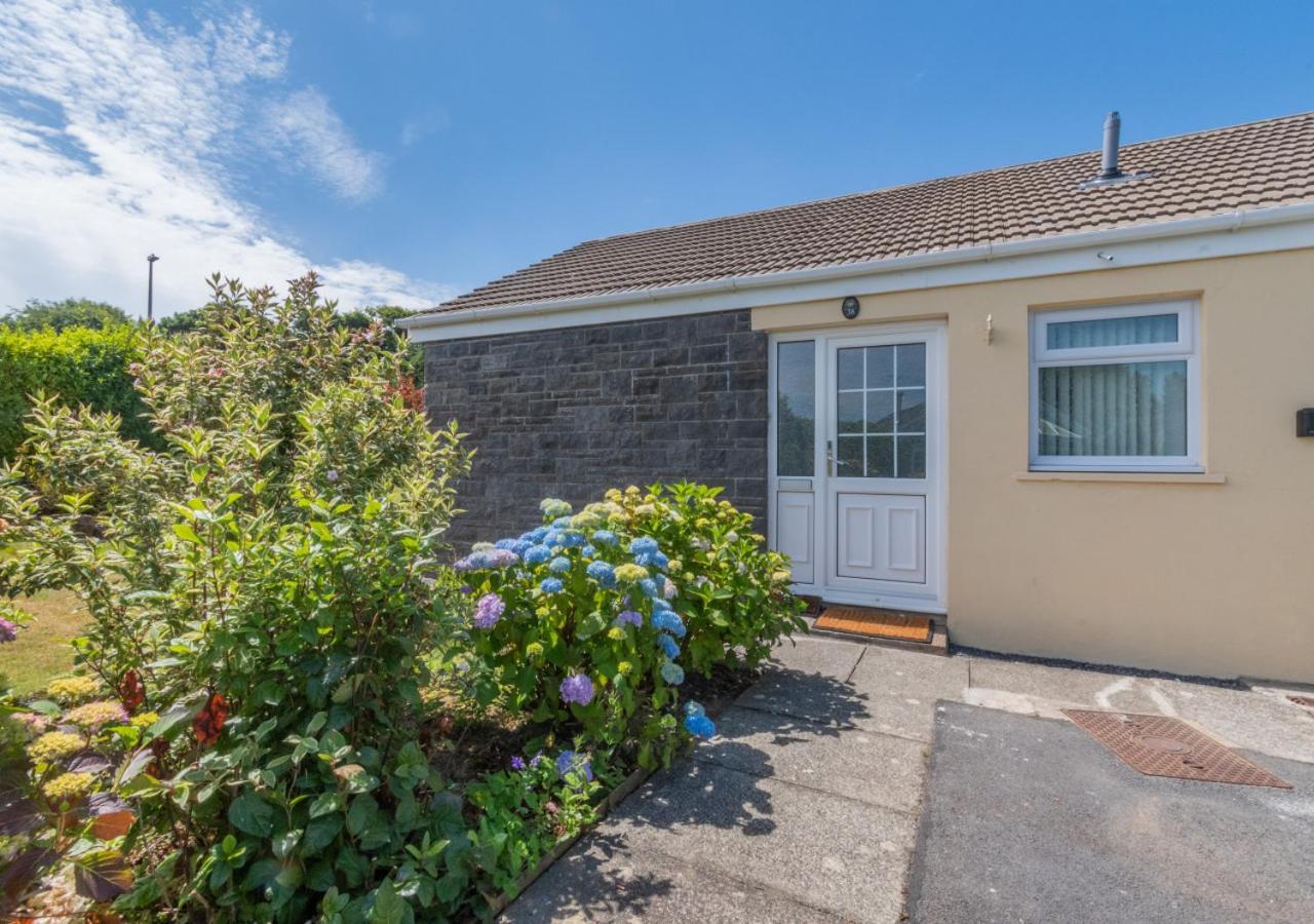 Oak View Tenby