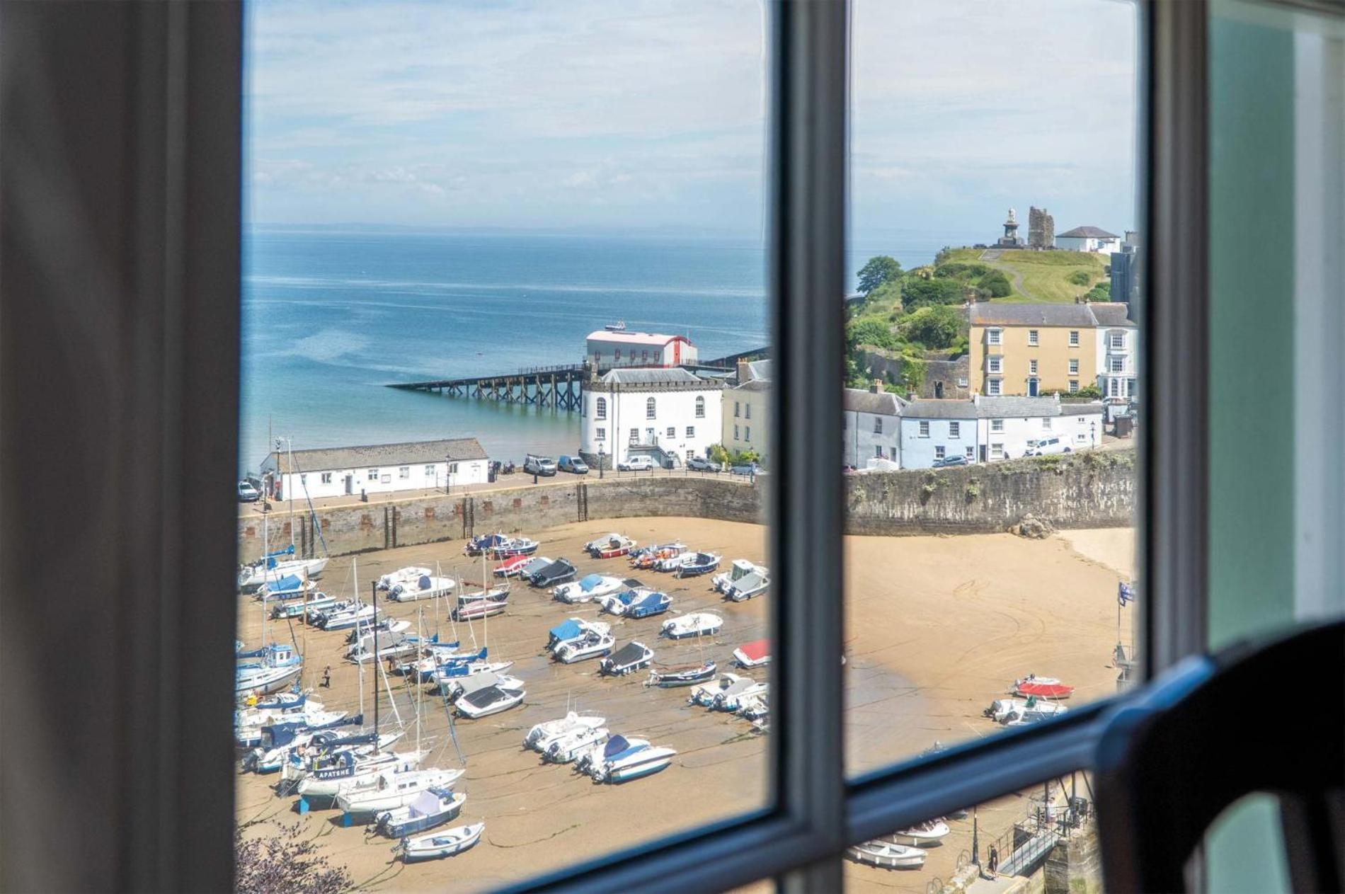 Apartment 5 Belle Vue Court - 2 Bedroom - *