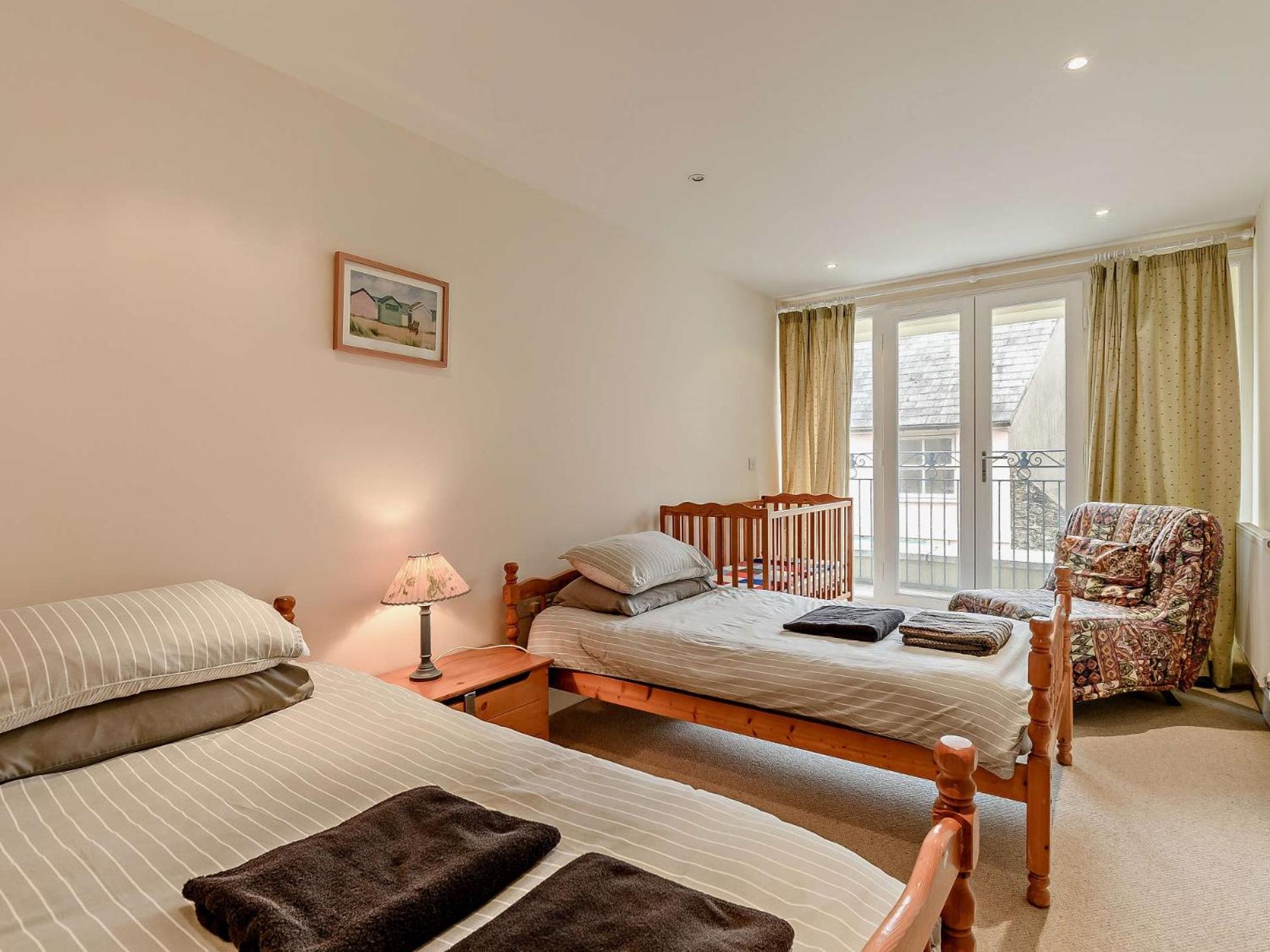Apartment 3 Bed In Fb053 *