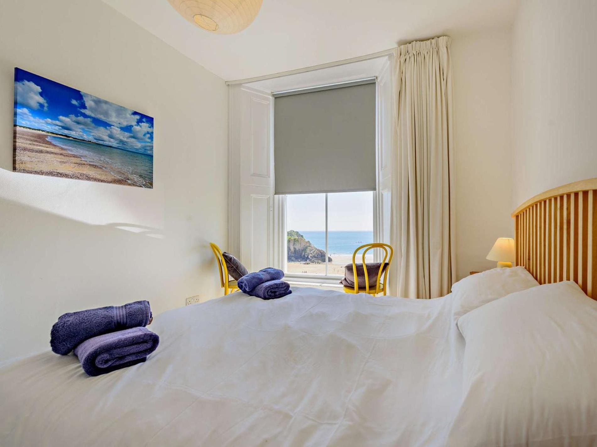 2 Bed In Fb175 Tenby