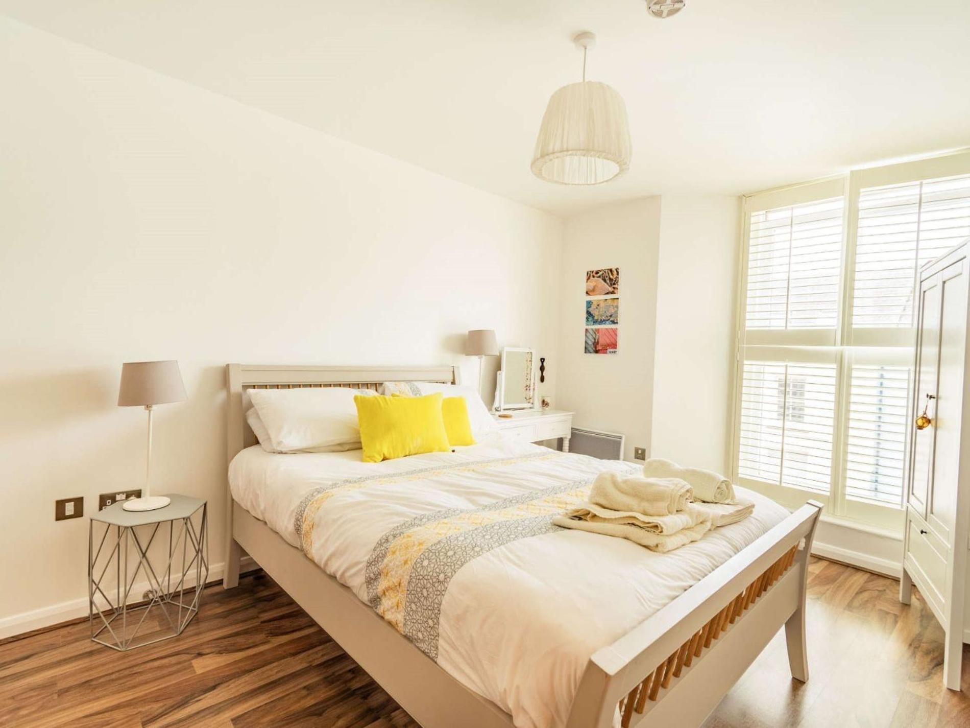 Holiday home 2 Bed In Fb110 Tenby