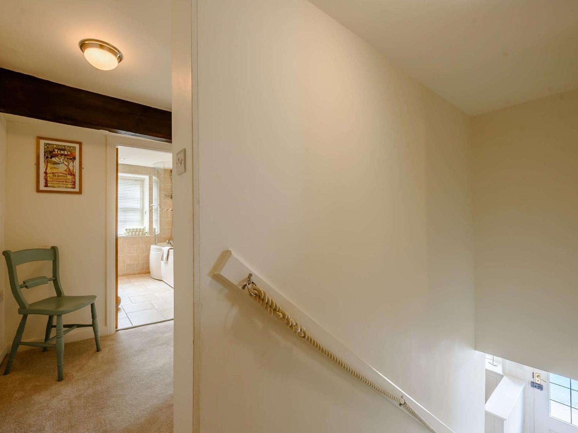 3 Bed In Fb095