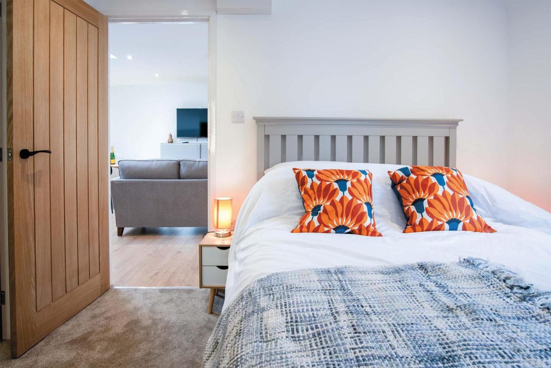 Flat 2 - 1 Bedroom - Tenby