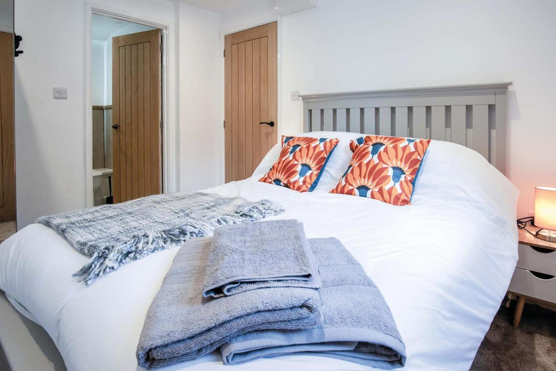 Flat 2 - 1 Bedroom - Holiday home